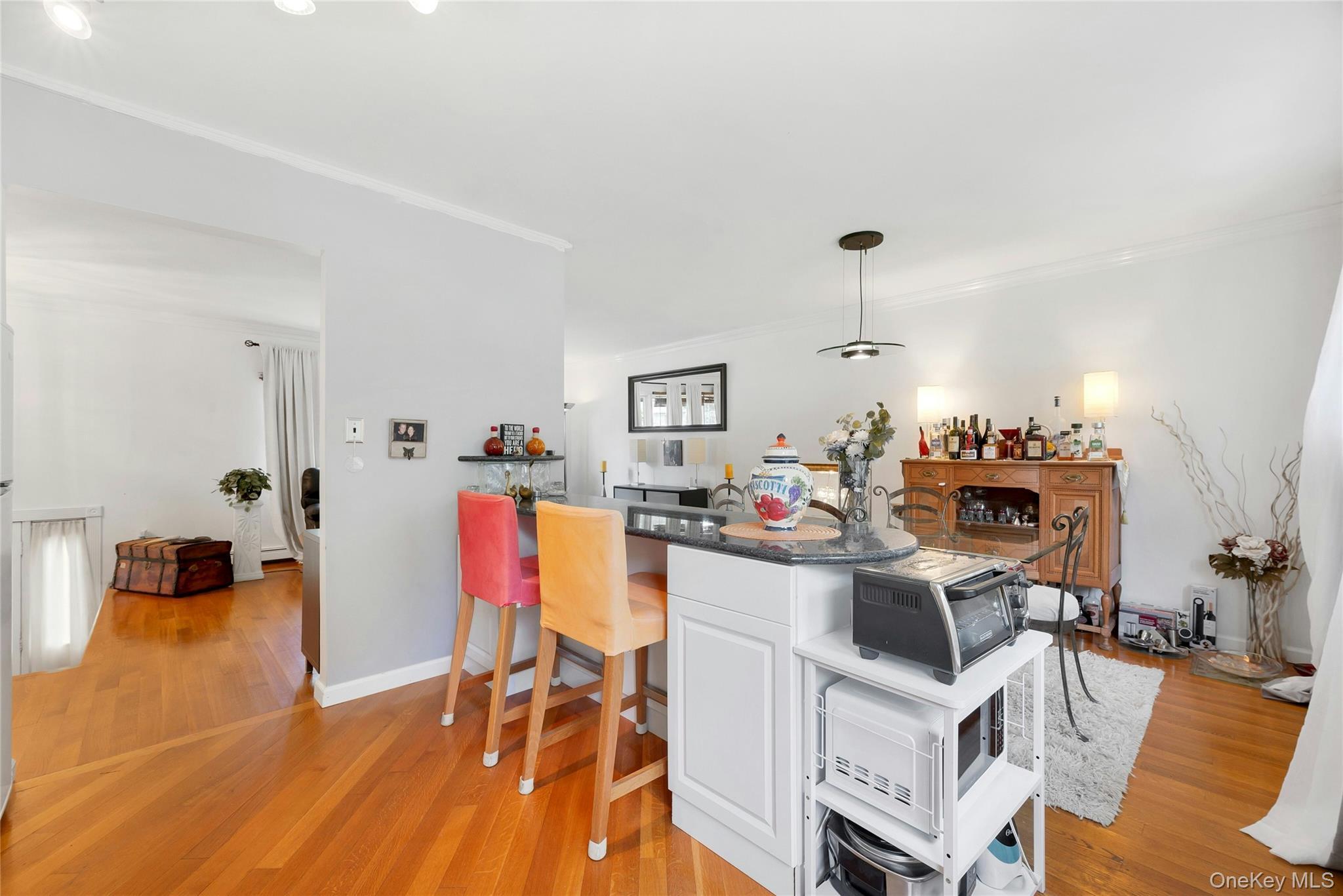 Single Family Boxwood Drive Suffolk County, NY 11967, MLS-1041711-24