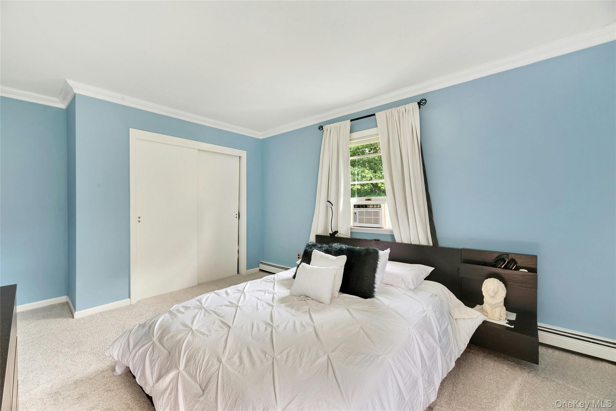 Single Family Boxwood Drive Suffolk County, NY 11967, MLS-1041711-27