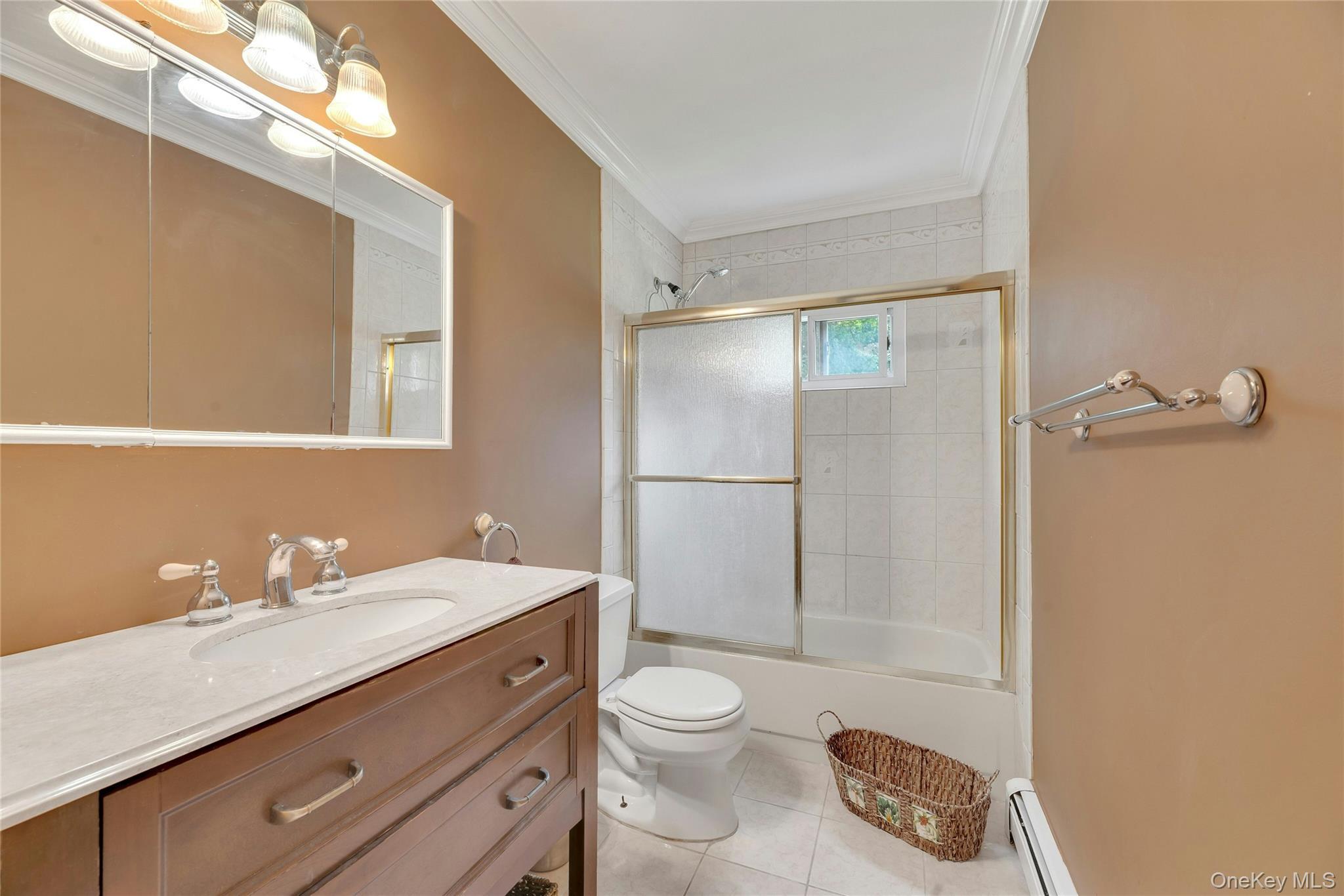 Single Family Boxwood Drive Suffolk County, NY 11967, MLS-1041711-30