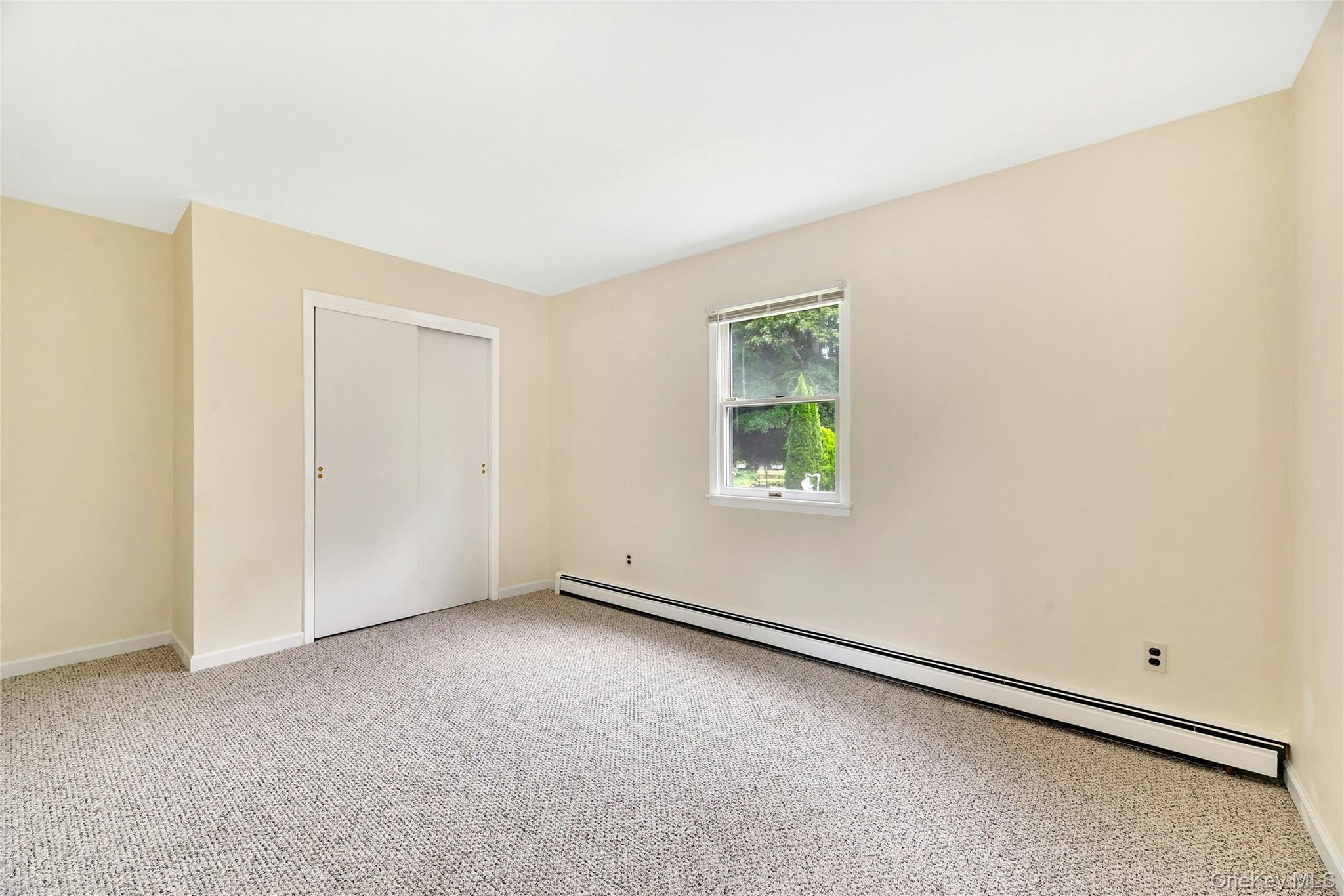 Single Family Boxwood Drive Suffolk County, NY 11967, MLS-1041711-37