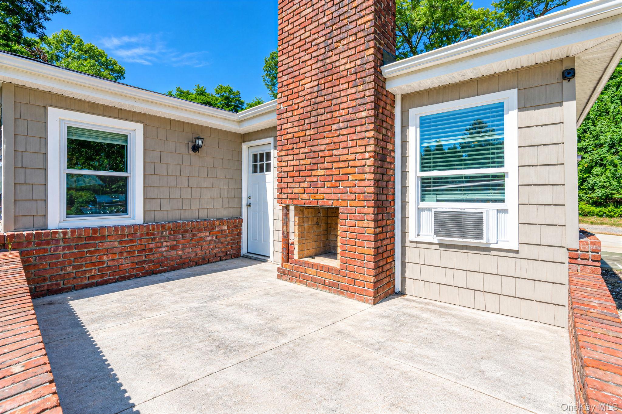 Single Family Sunny Road Suffolk County, NY 11780, MLS-1041719-7