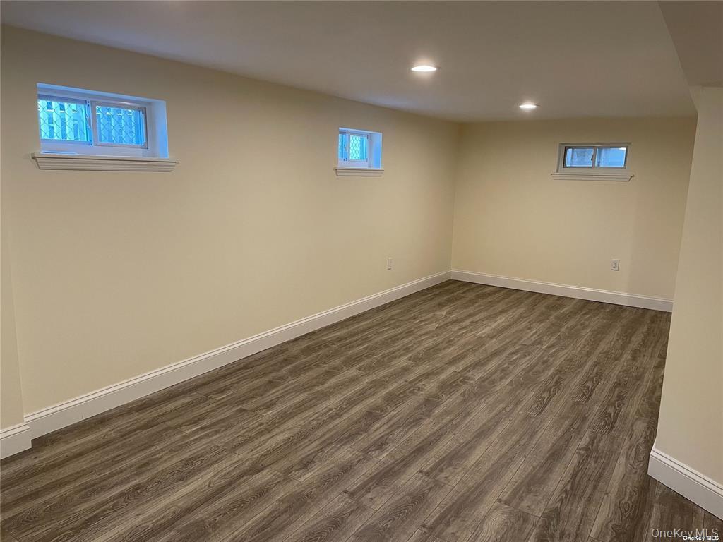 Single Family Wood Lane  Nassau County, NY 11581, MLS-1041725-12