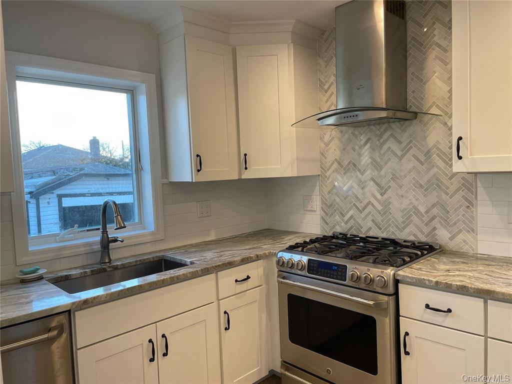 Single Family Wood Lane  Nassau County, NY 11581, MLS-1041725-6