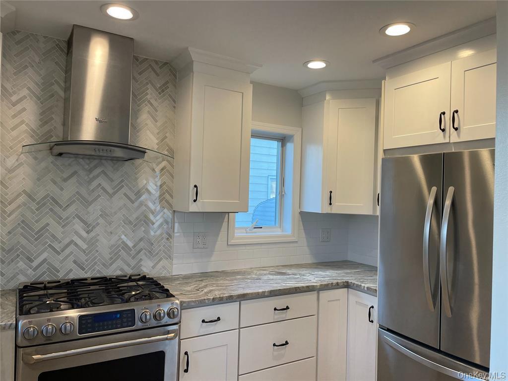 Single Family Wood Lane  Nassau County, NY 11581, MLS-1041725-7