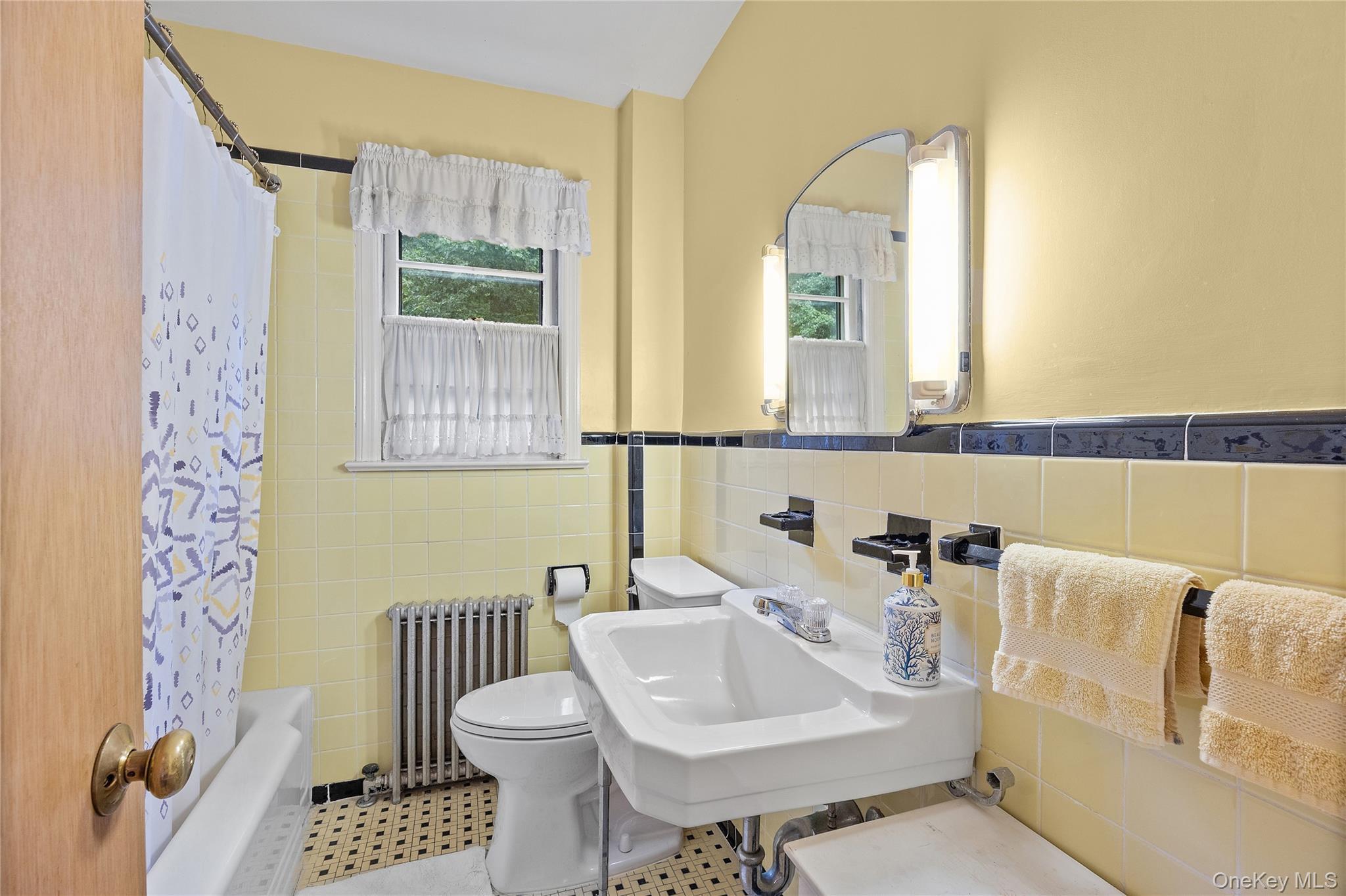 Single Family Warner Road Suffolk County, NY 11743, MLS-1041730-22