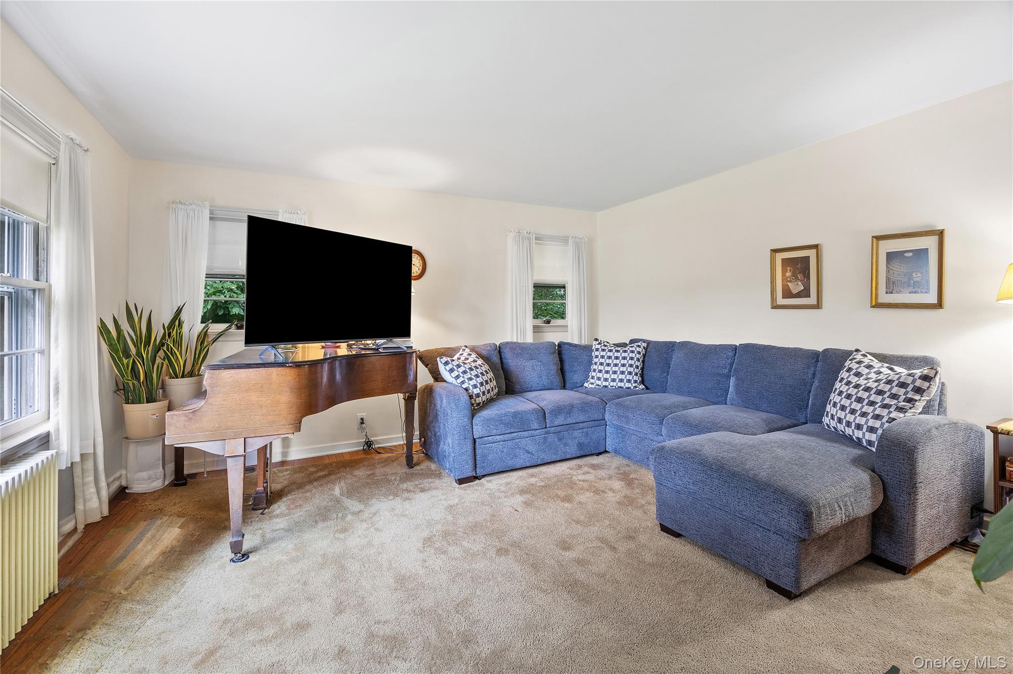 Single Family Warner Road Suffolk County, NY 11743, MLS-1041730-9