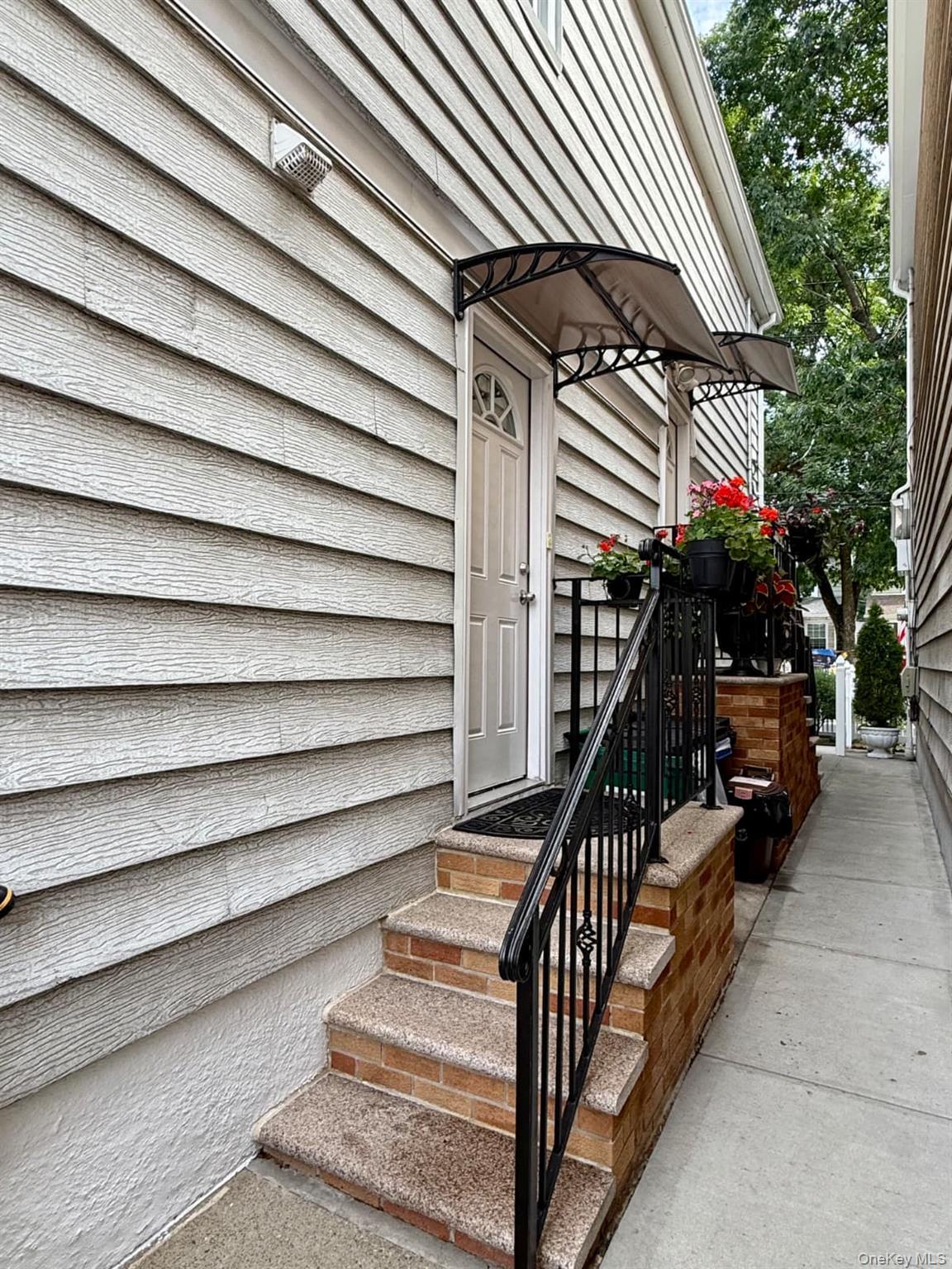 Single Family 96th Street Queens, NY 11417, MLS-1041737-3