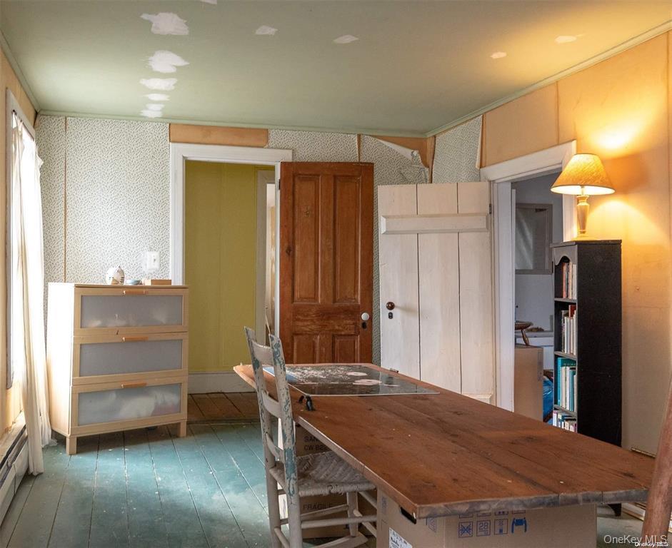 Single Family Middle Road  Suffolk County, NY 11705, MLS-1041740-13