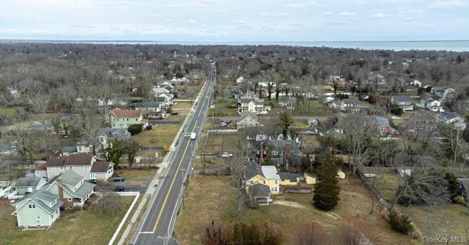 Single Family Middle Road  Suffolk County, NY 11705, MLS-1041740-17