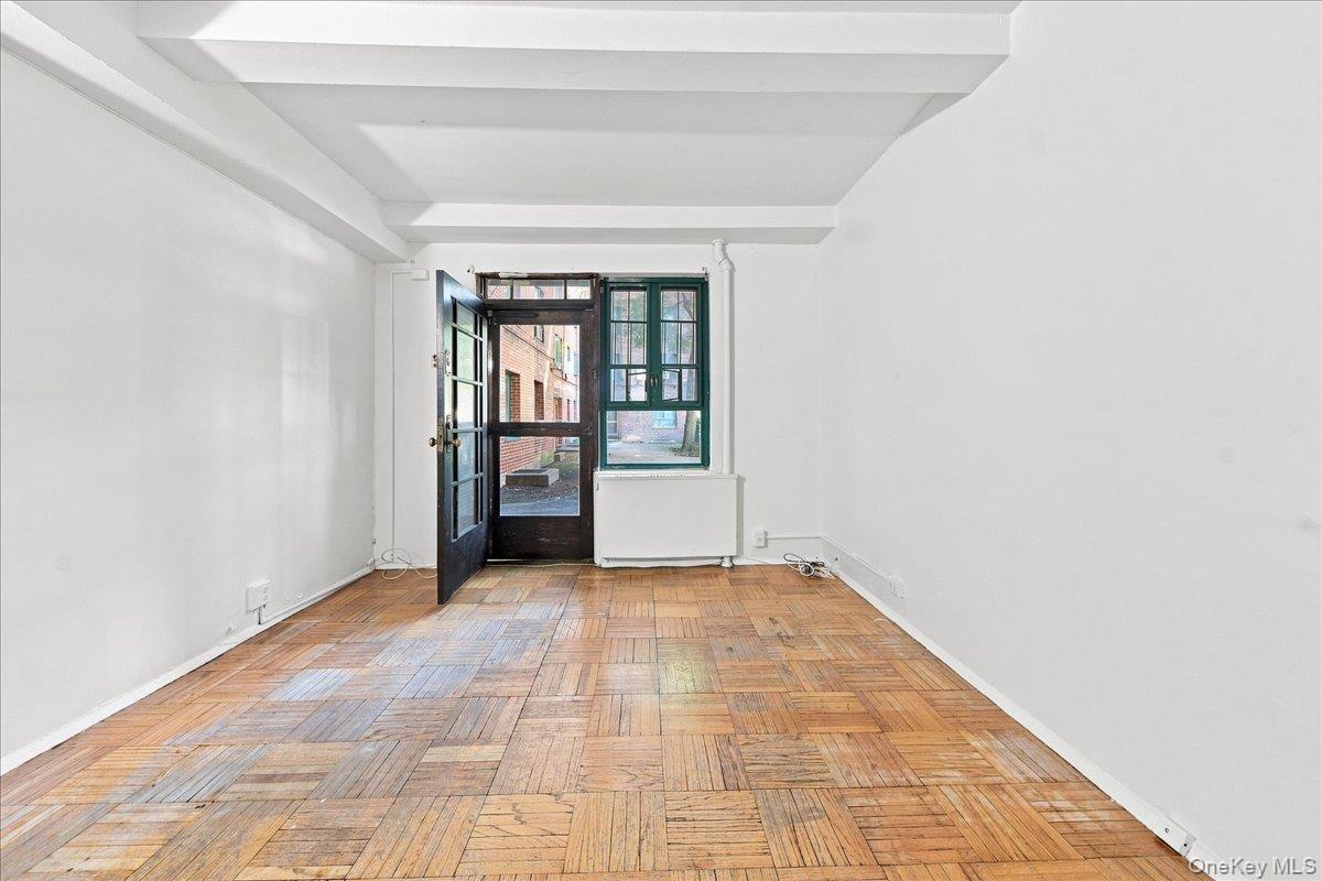 Apartment Unionport Road Bronx, NY 10462, MLS-1041749-2