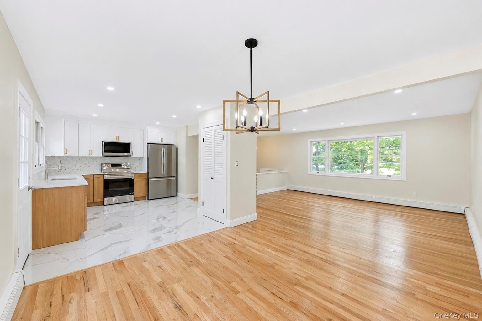 Single Family Noahs Path  Suffolk County, NY 11778, MLS-1041752-11
