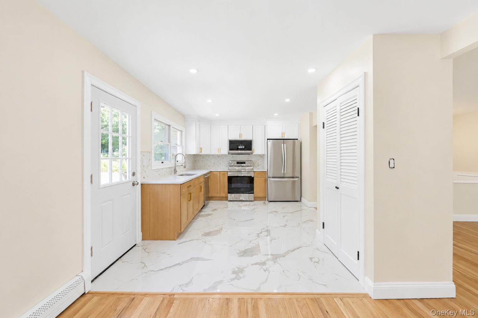Single Family Noahs Path  Suffolk County, NY 11778, MLS-1041752-12
