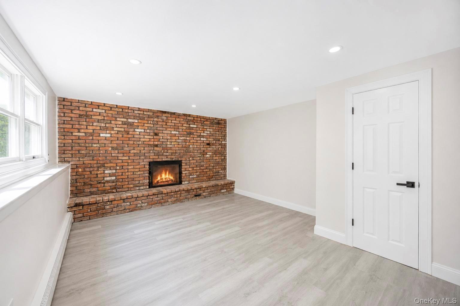 Single Family Noahs Path  Suffolk County, NY 11778, MLS-1041752-21