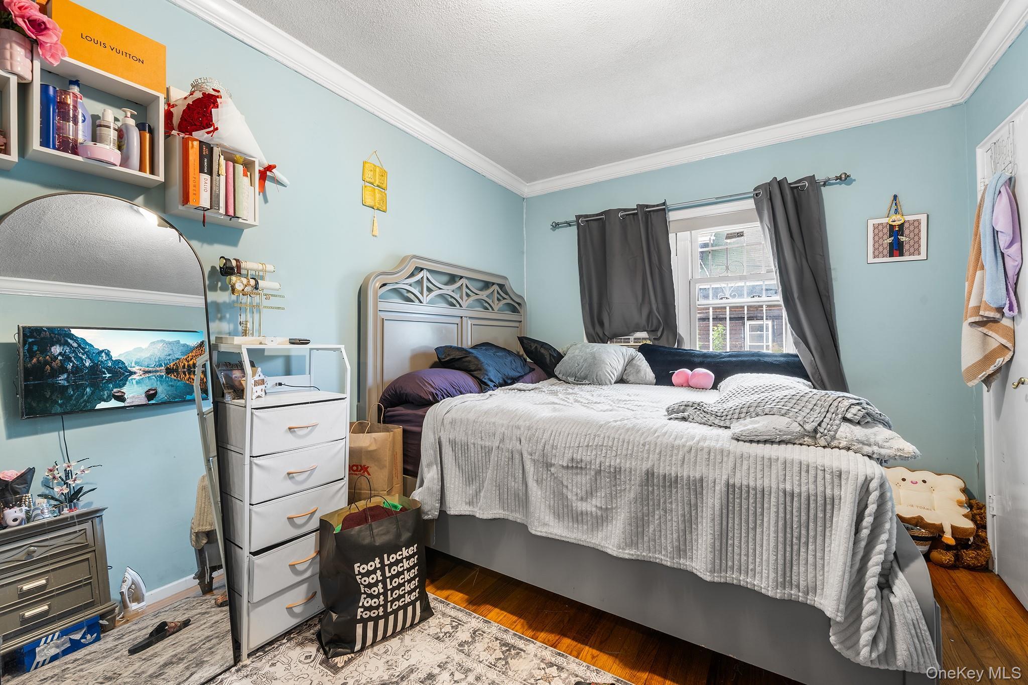 Single Family 74th Street Queens, NY 11370, MLS-1041758-10