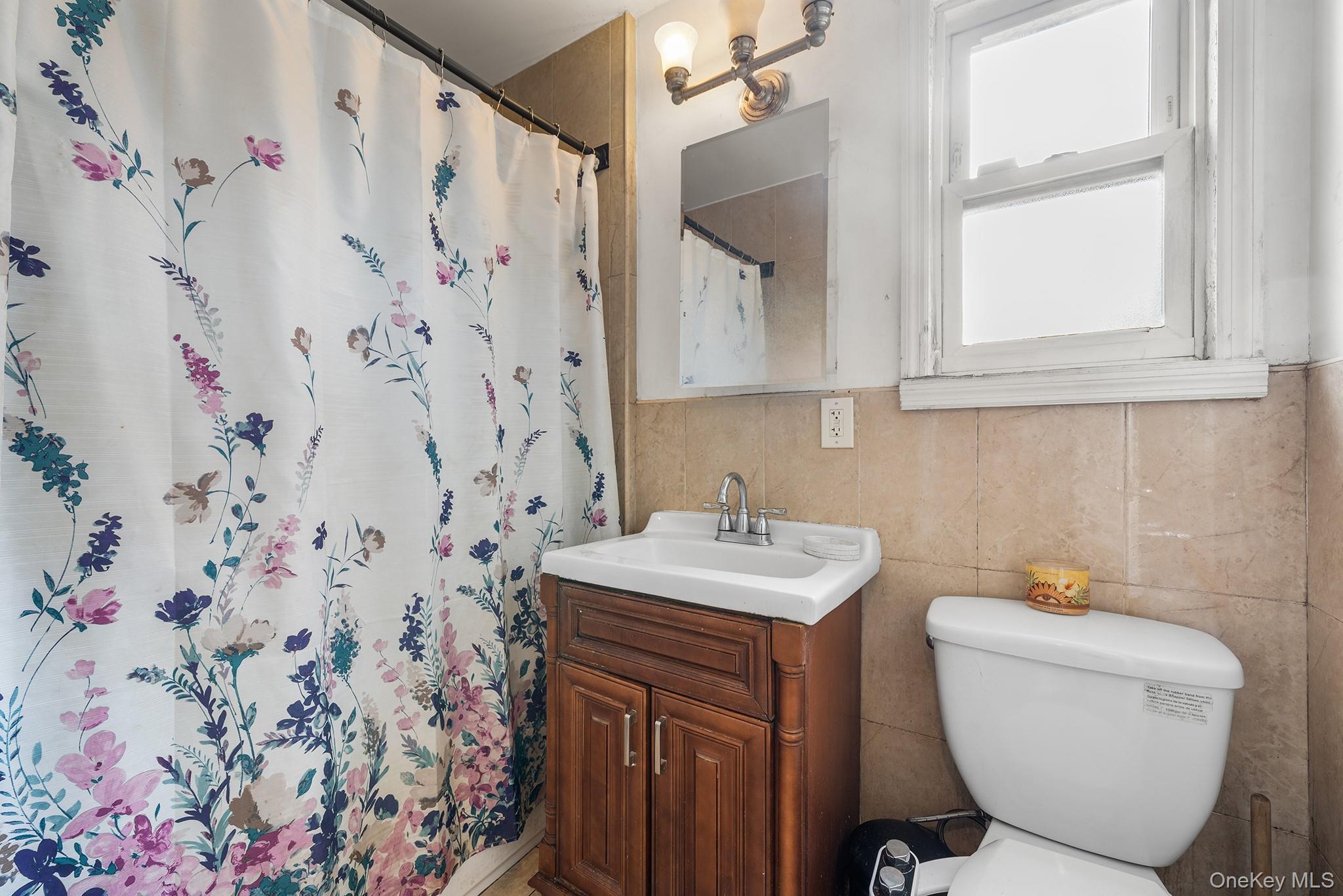 Single Family 74th Street Queens, NY 11370, MLS-1041758-11