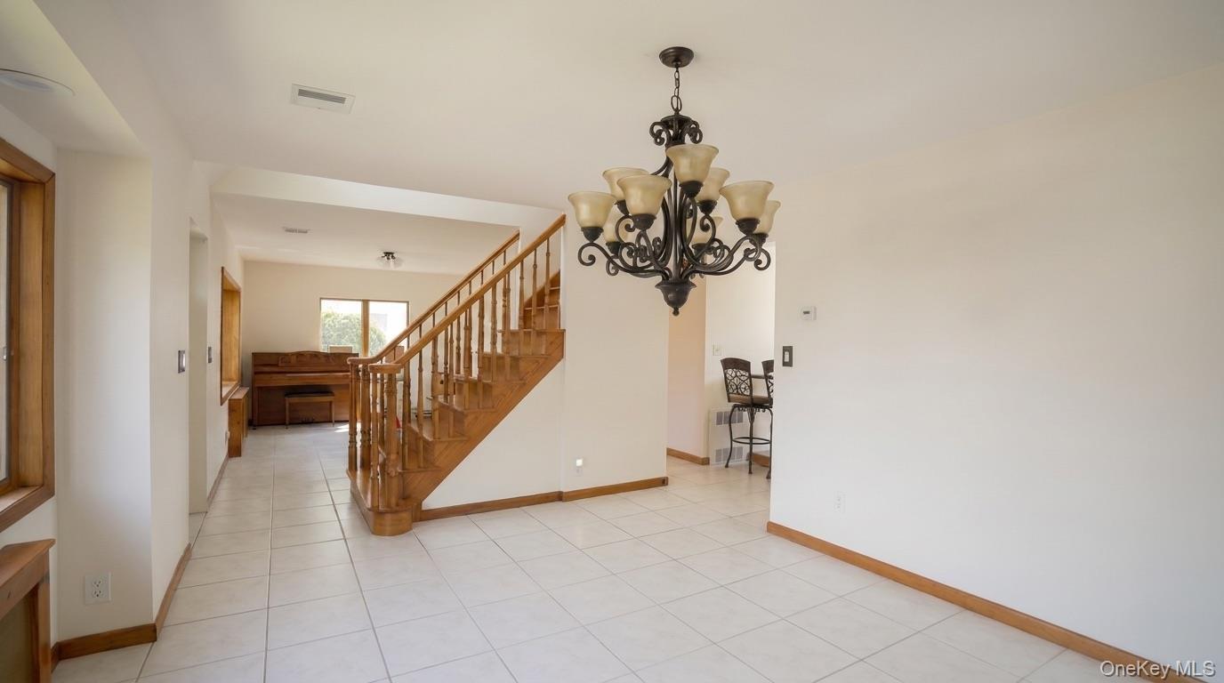 Single Family Weidner Avenue Nassau County, NY 11572, MLS-1041765-10
