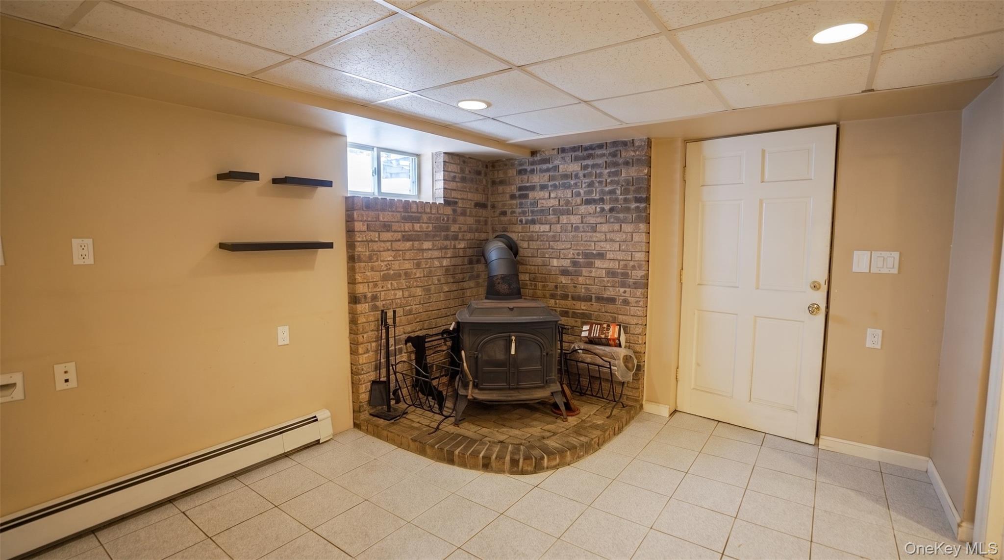 Single Family Weidner Avenue Nassau County, NY 11572, MLS-1041765-25