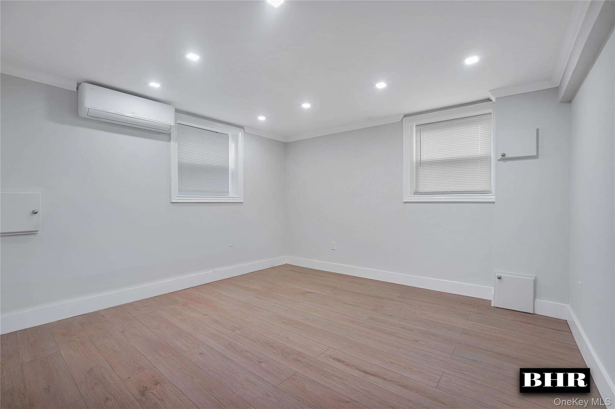 Single Family Kensington Street  Brooklyn, NY 11235, MLS-1041779-17