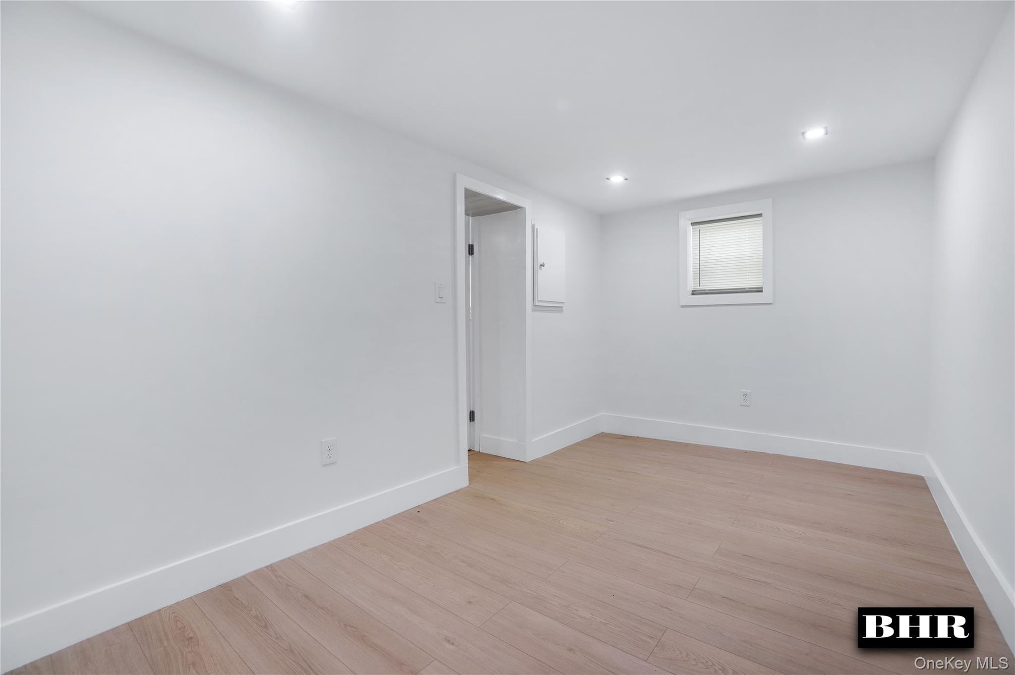 Single Family Kensington Street  Brooklyn, NY 11235, MLS-1041779-39