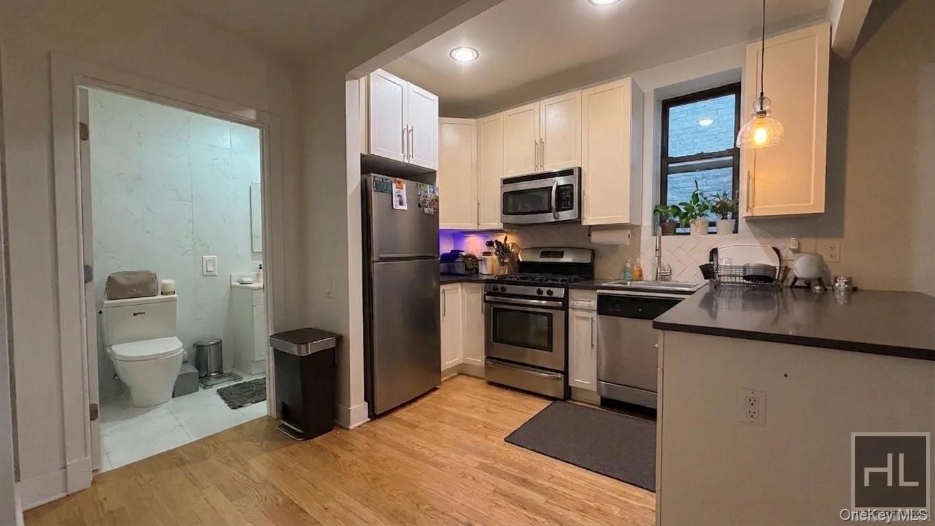 Apartment W 150th Street  Manhattan, NY 10039, MLS-1041781-2