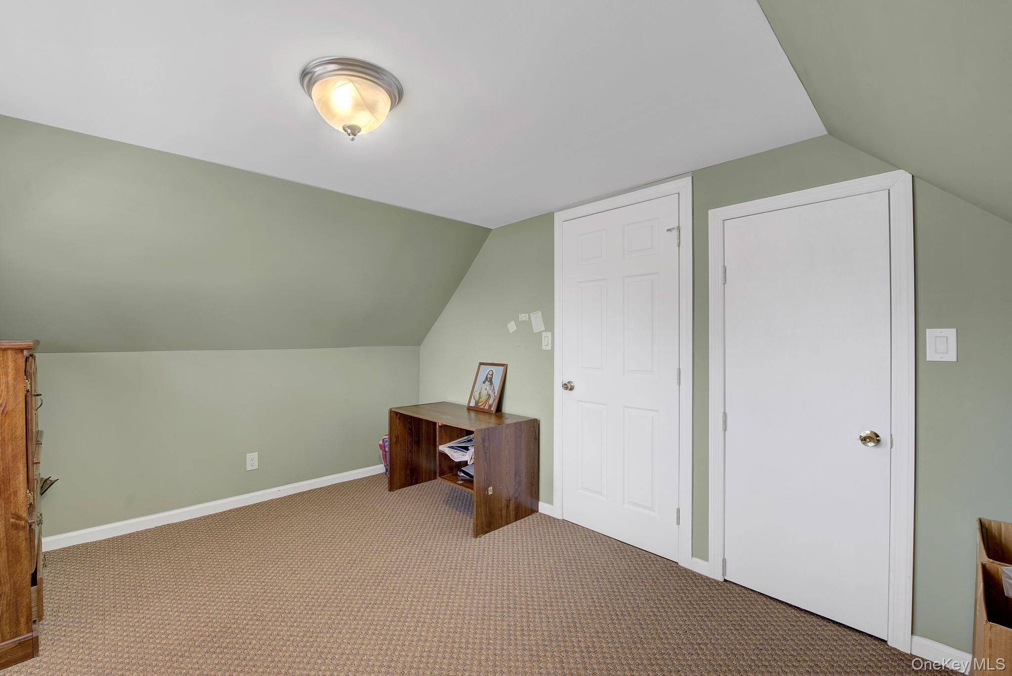 Single Family Saint Agnes Place Nassau County, NY 11010, MLS-1041791-16