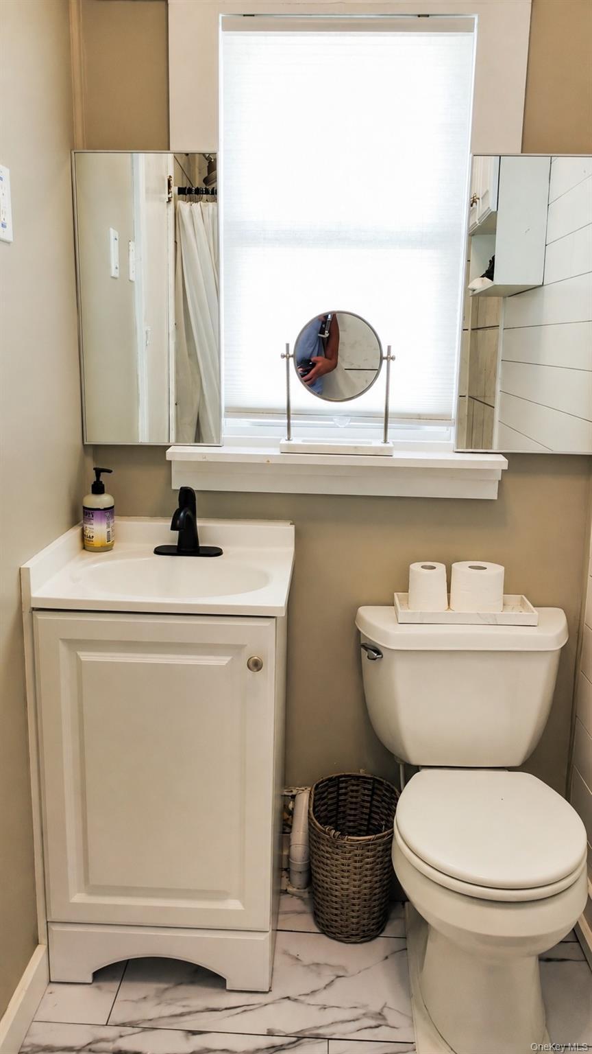 Single Family Canary Road  Suffolk County, NY 11778, MLS-1041792-8