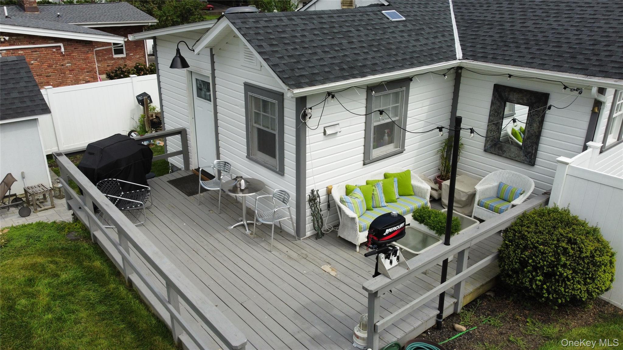 Single Family Canary Road  Suffolk County, NY 11778, MLS-1041792-9