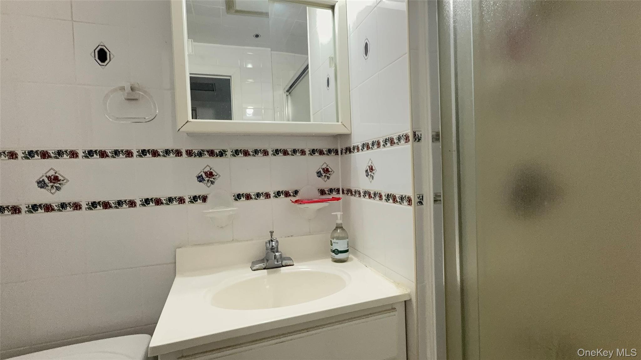 Single Family 46th Avenue  Queens, NY 11361, MLS-1041793-14