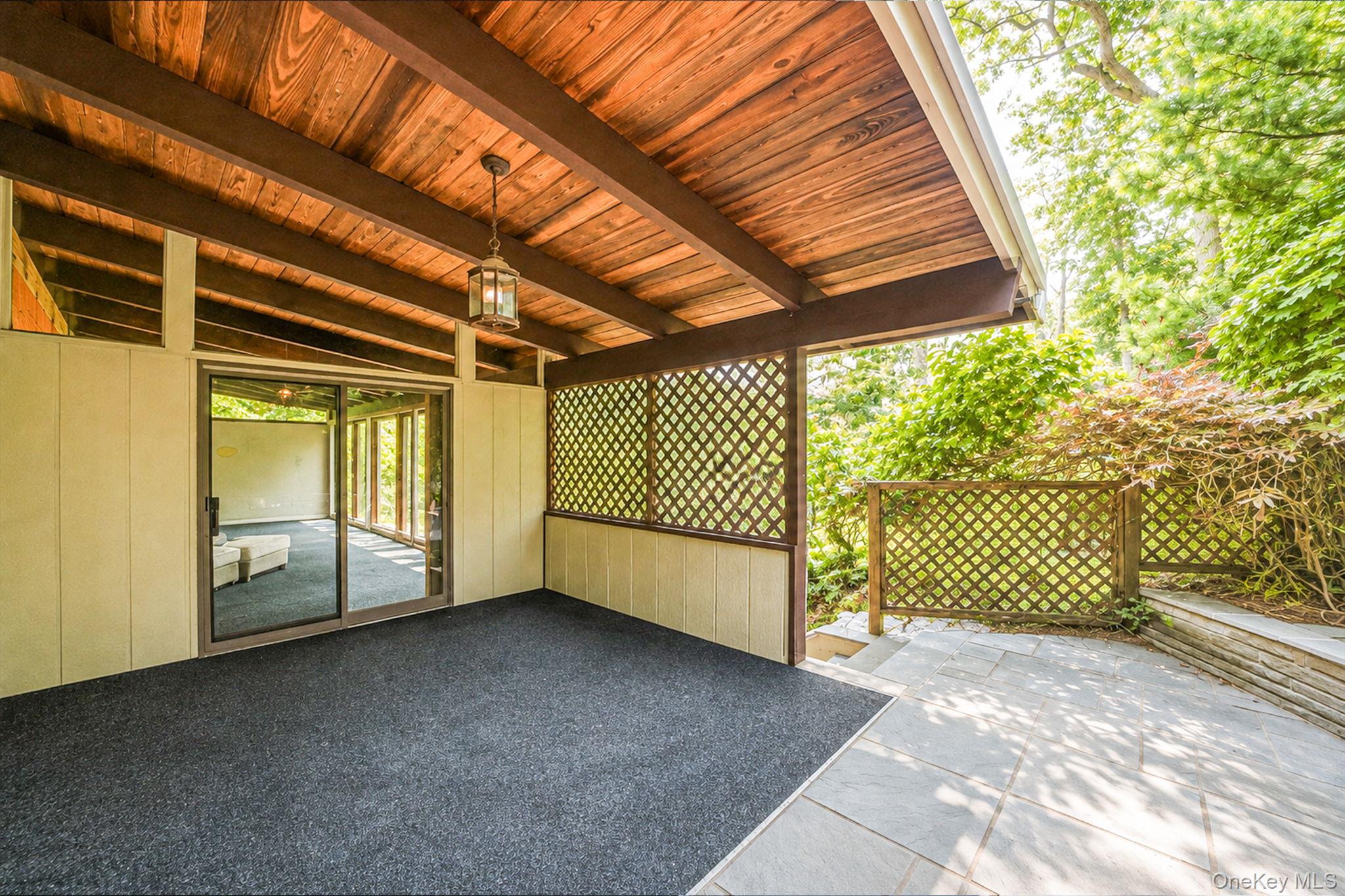 Single Family Oakside Drive Suffolk County, NY 11787, MLS-1041795-10