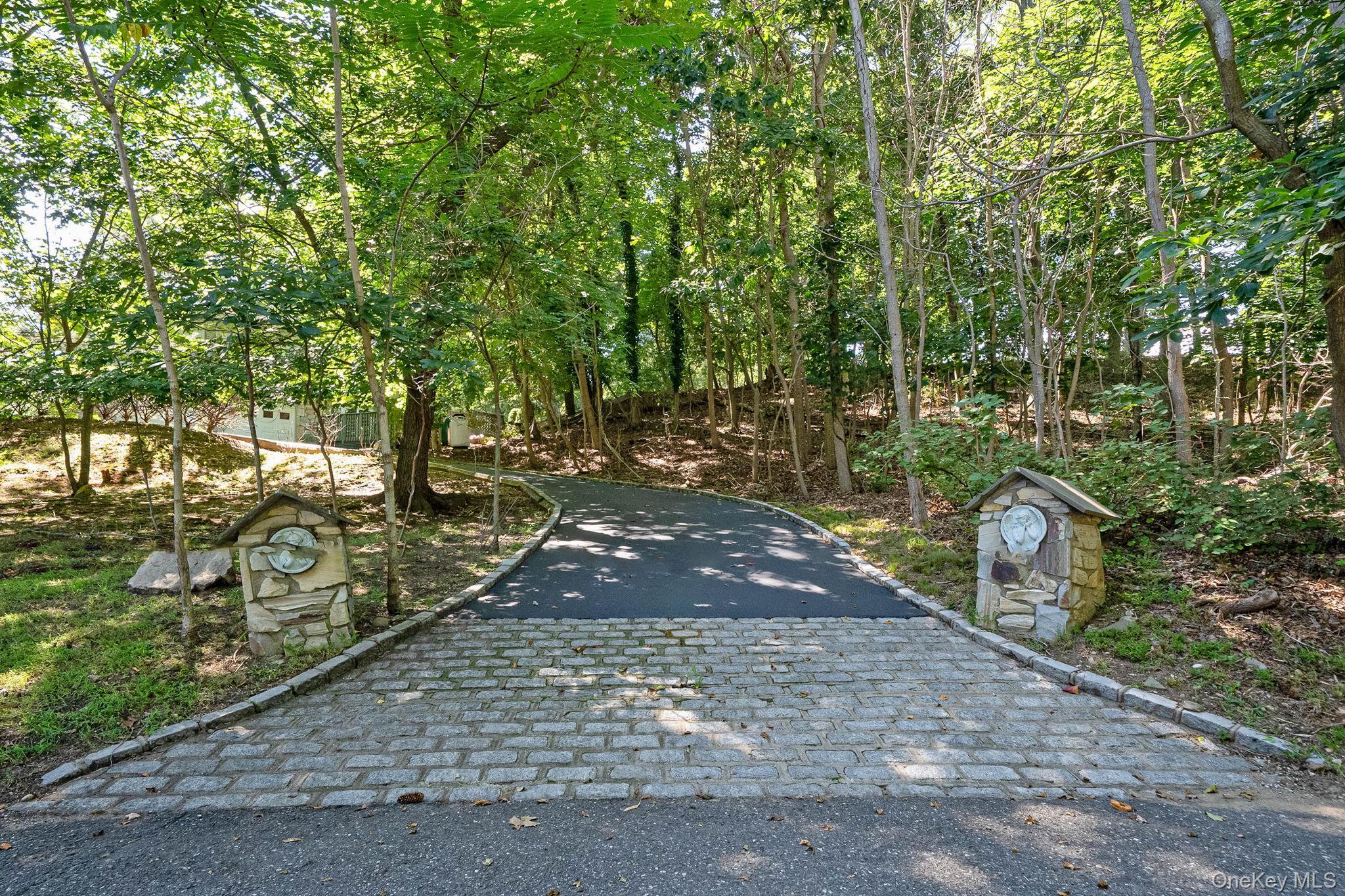Single Family Oakside Drive Suffolk County, NY 11787, MLS-1041795-4