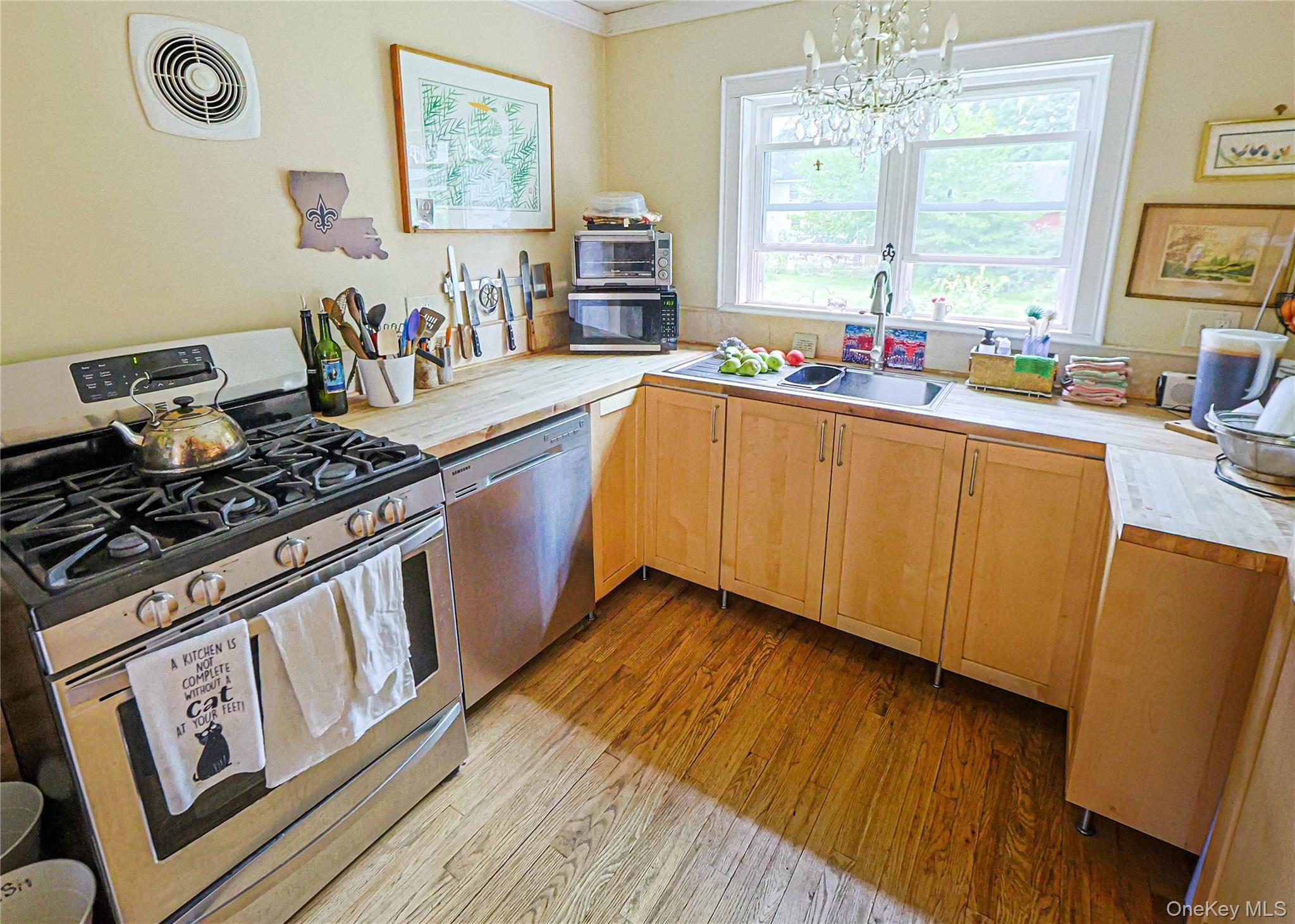 Single Family Violet Avenue  Dutchess County, NY 12538, MLS-1041828-2