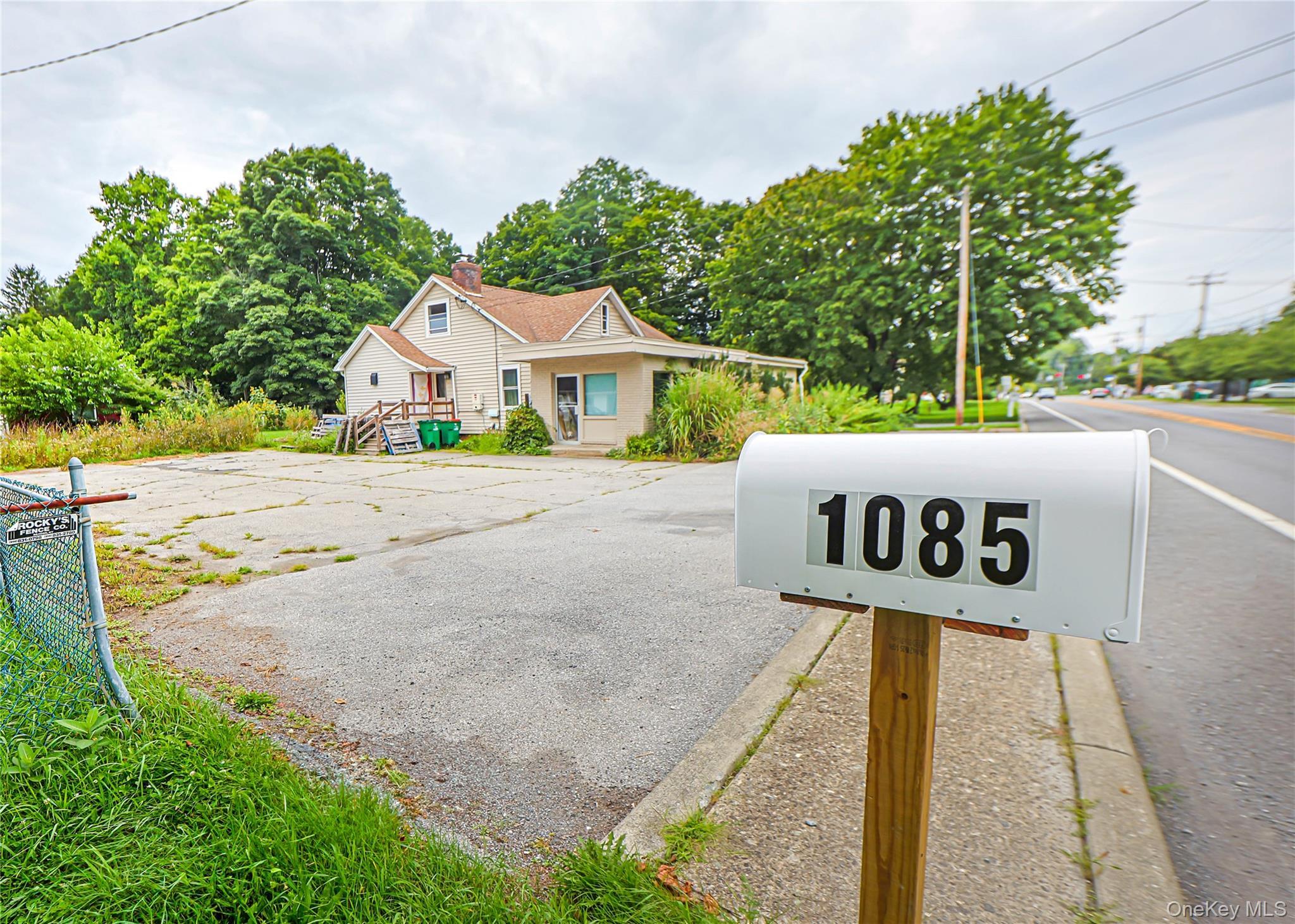 Single Family Violet Avenue  Dutchess County, NY 12538, MLS-1041828-39