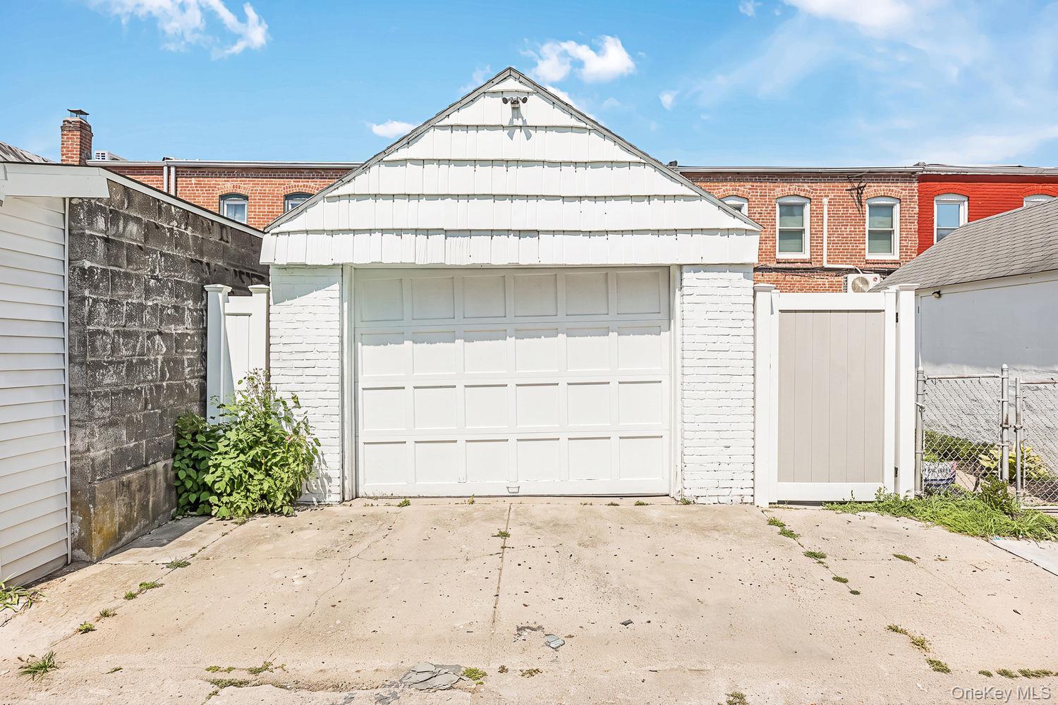Single Family 115th Avenue Queens, NY 11412, MLS-1041835-21