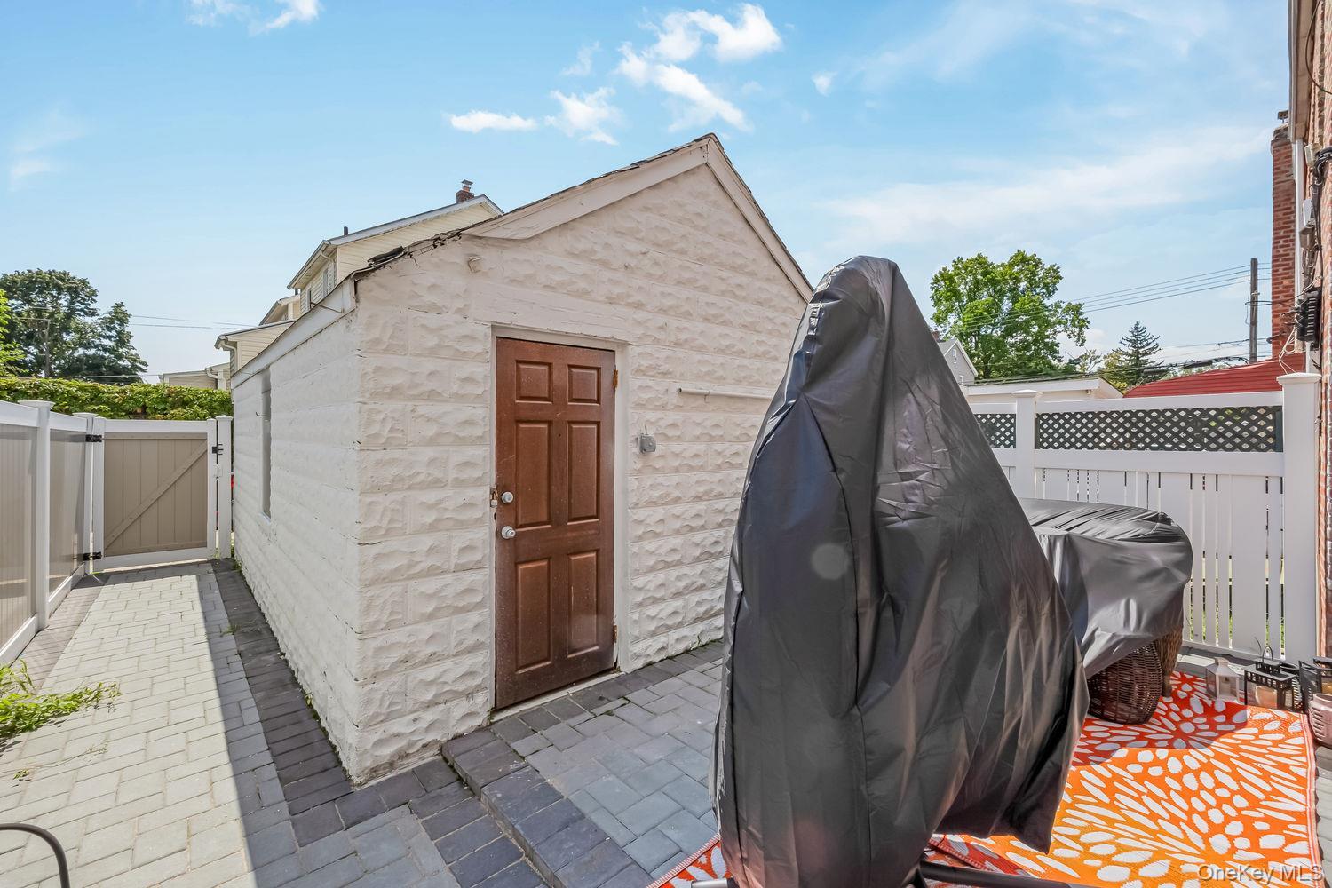 Single Family 115th Avenue Queens, NY 11412, MLS-1041835-22
