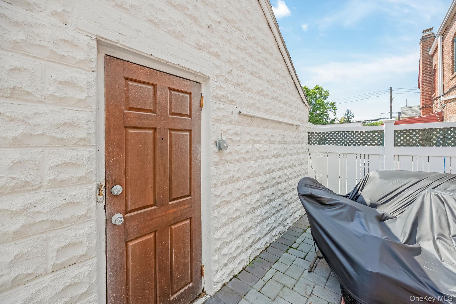 Single Family 115th Avenue Queens, NY 11412, MLS-1041835-23