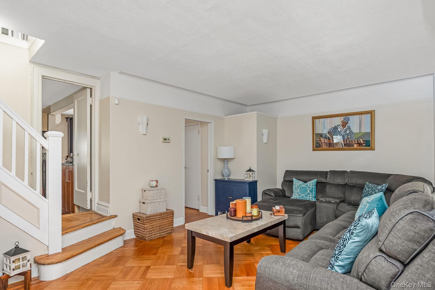 Single Family 115th Avenue Queens, NY 11412, MLS-1041835-3