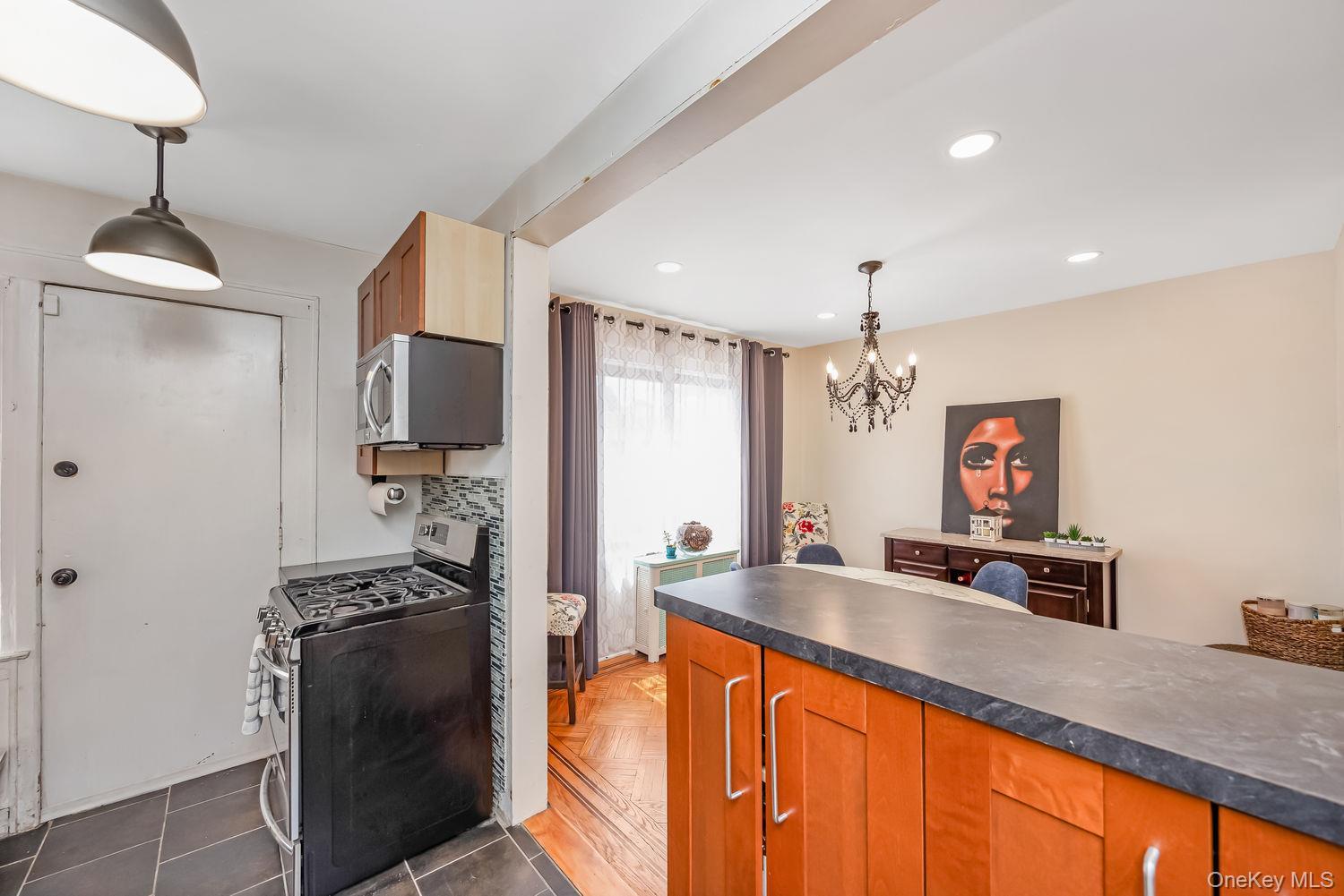 Single Family 115th Avenue Queens, NY 11412, MLS-1041835-9