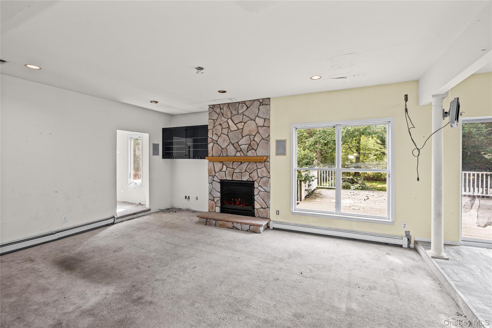 Single Family Jacobsen Court  Suffolk County, NY 11763, MLS-1041838-17