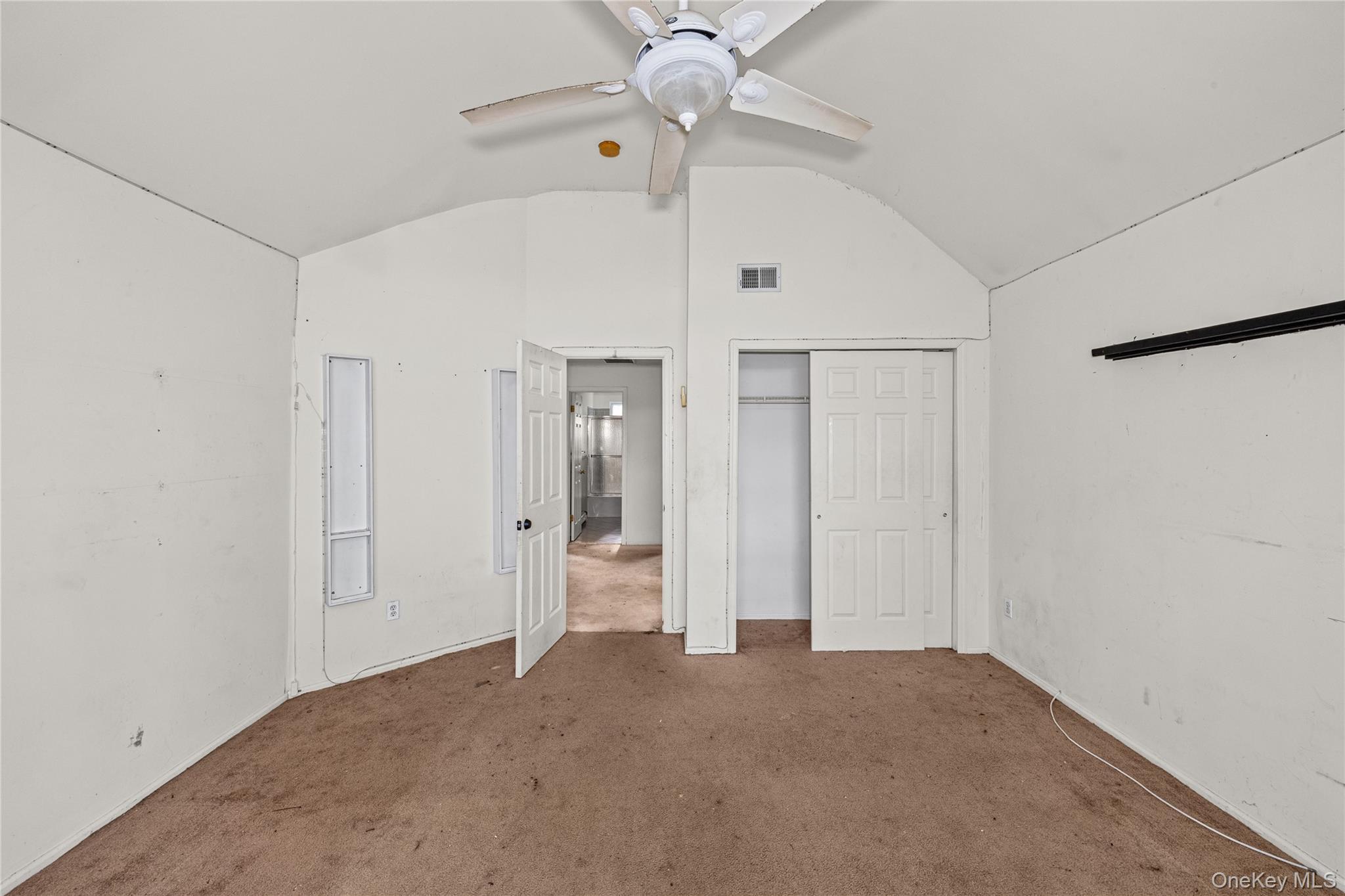 Single Family Jacobsen Court  Suffolk County, NY 11763, MLS-1041838-41