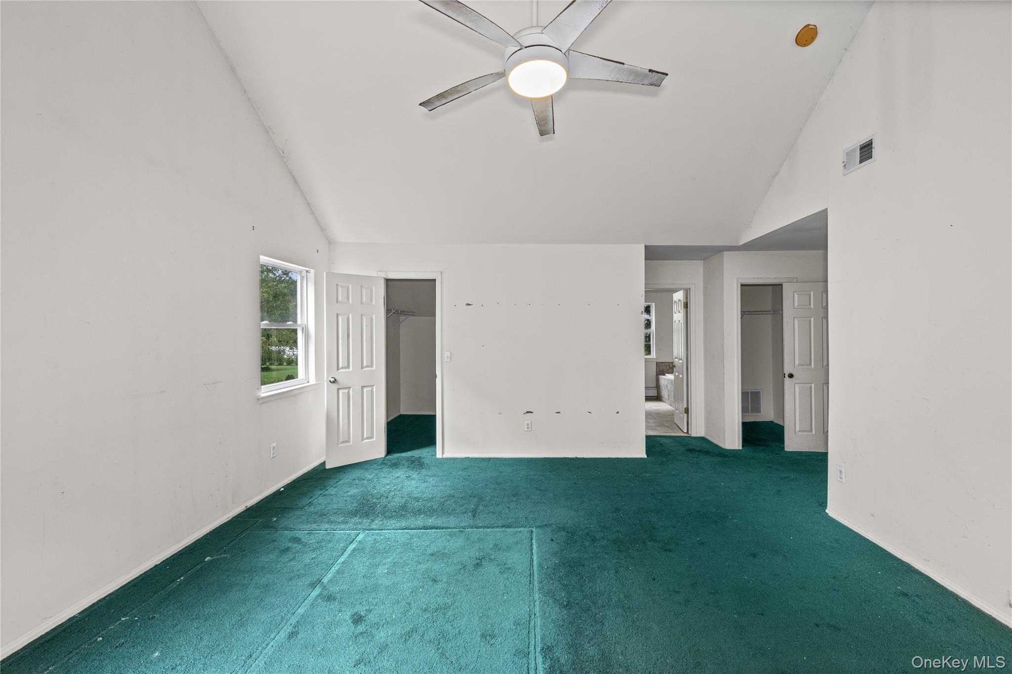 Single Family Jacobsen Court  Suffolk County, NY 11763, MLS-1041838-44