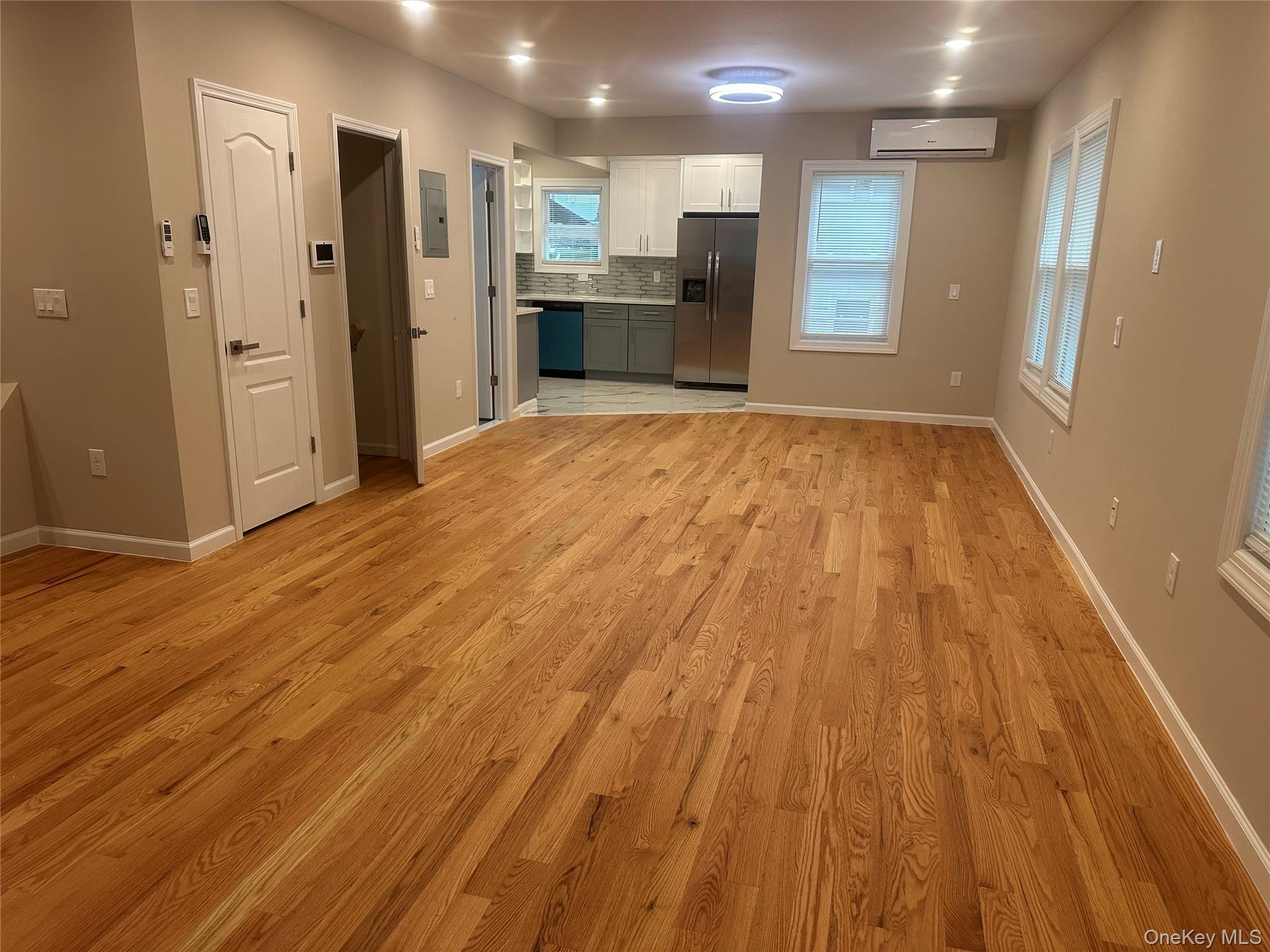 Single Family Mayda Rd. Queens, NY 11422, MLS-1041846-3