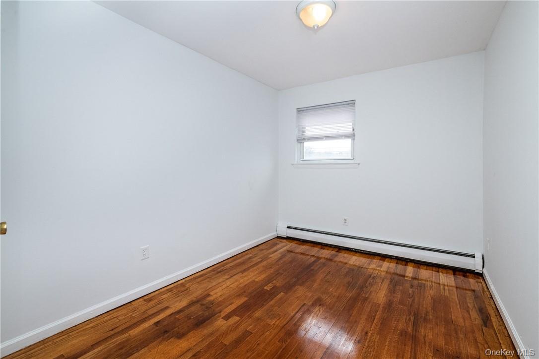 Single Family Hollers Avenue Bronx, NY 10475, MLS-1041859-16