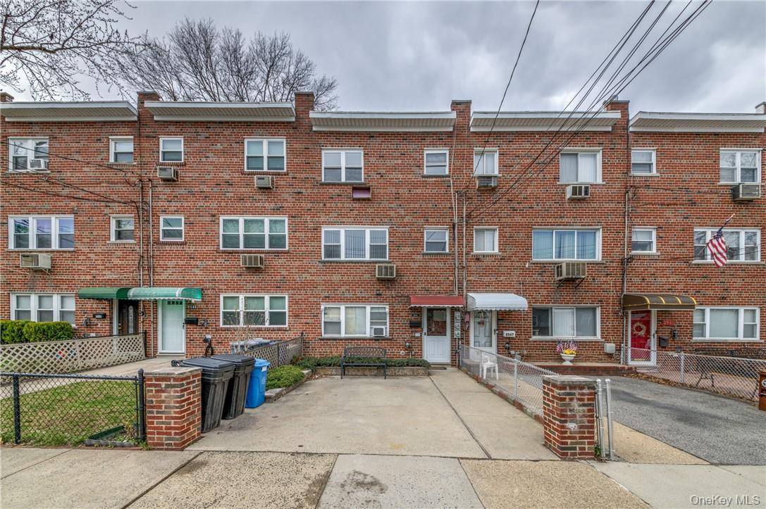Single Family Hollers Avenue Bronx, NY 10475, MLS-1041859-31