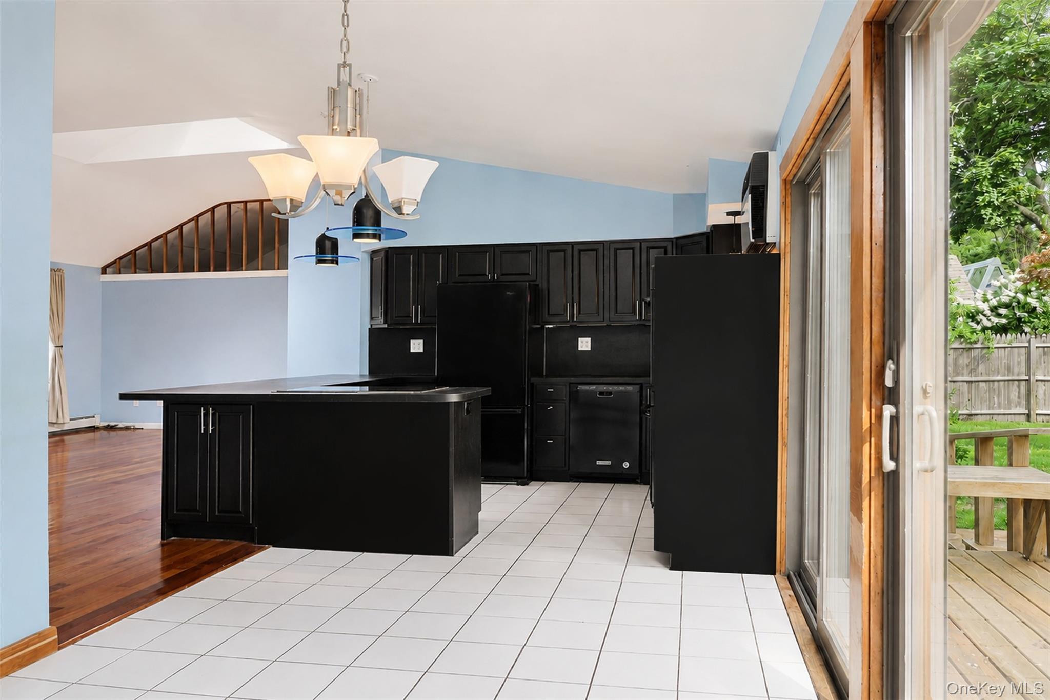 Single Family Clover Lane Suffolk County, NY 11719, MLS-1041870-15