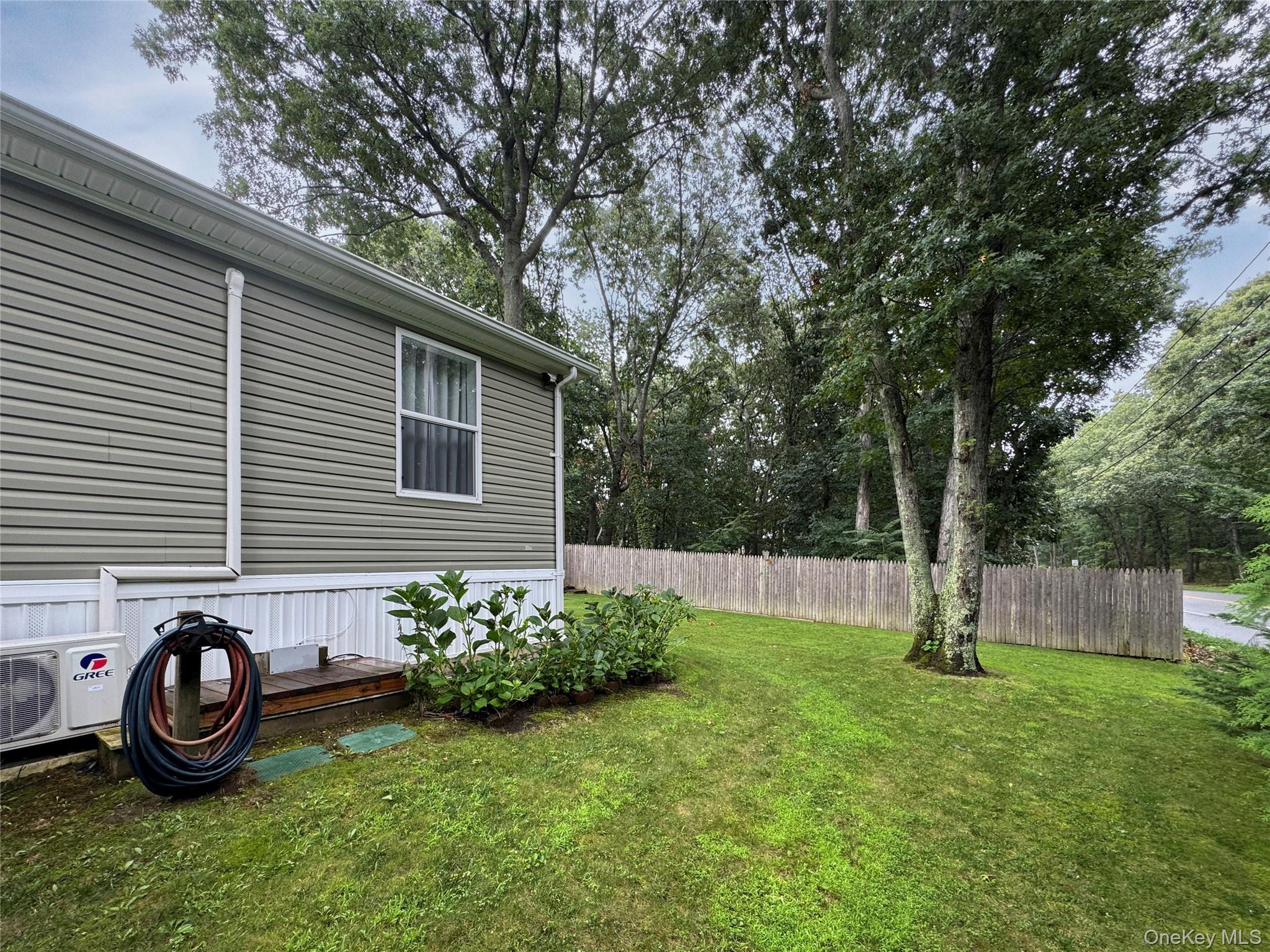 Single Family Osborn  Suffolk County, NY 11901, MLS-1041892-2