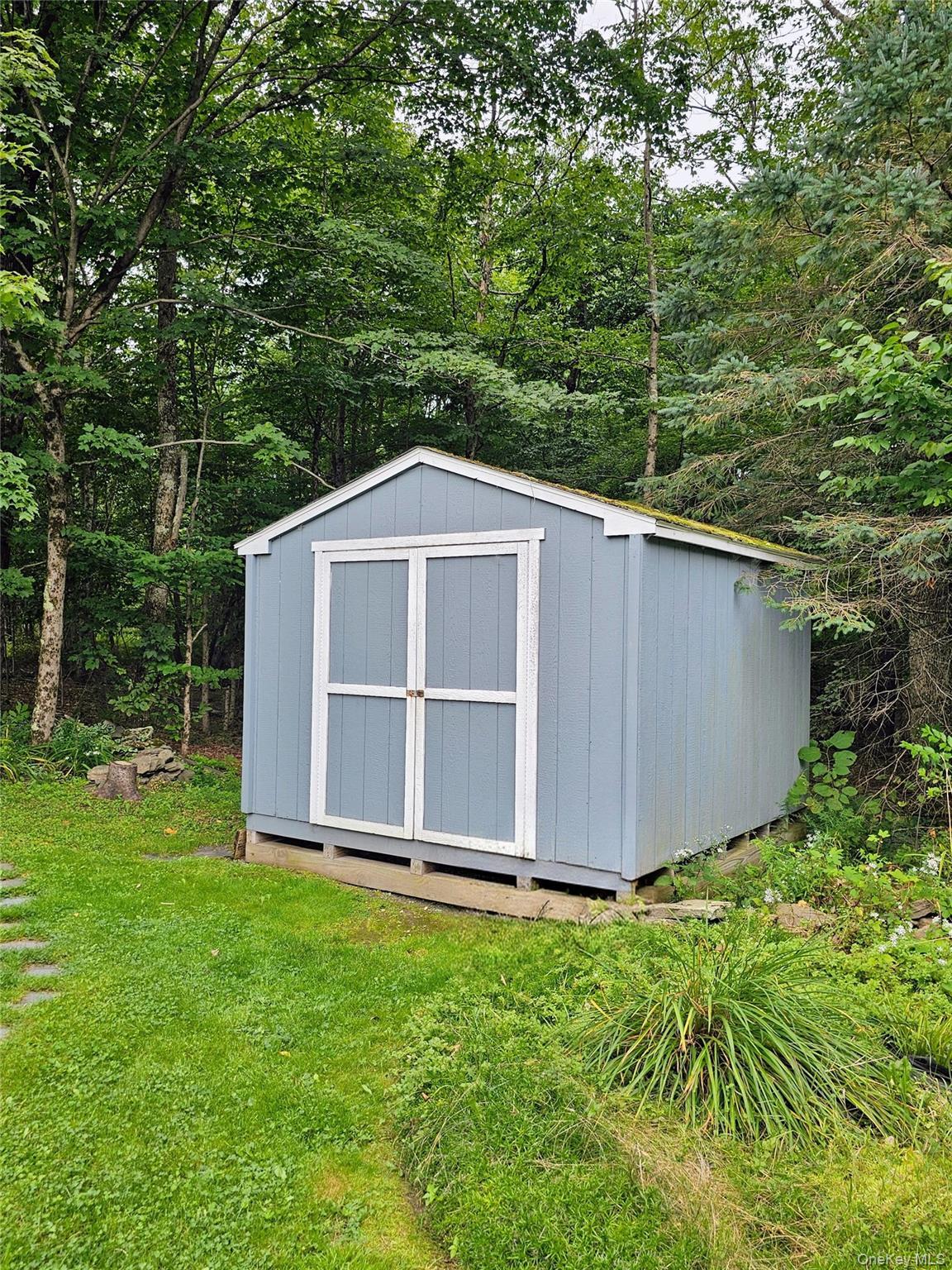 Single Family Fox Run  Sullivan County, NY 12789, MLS-1041901-38