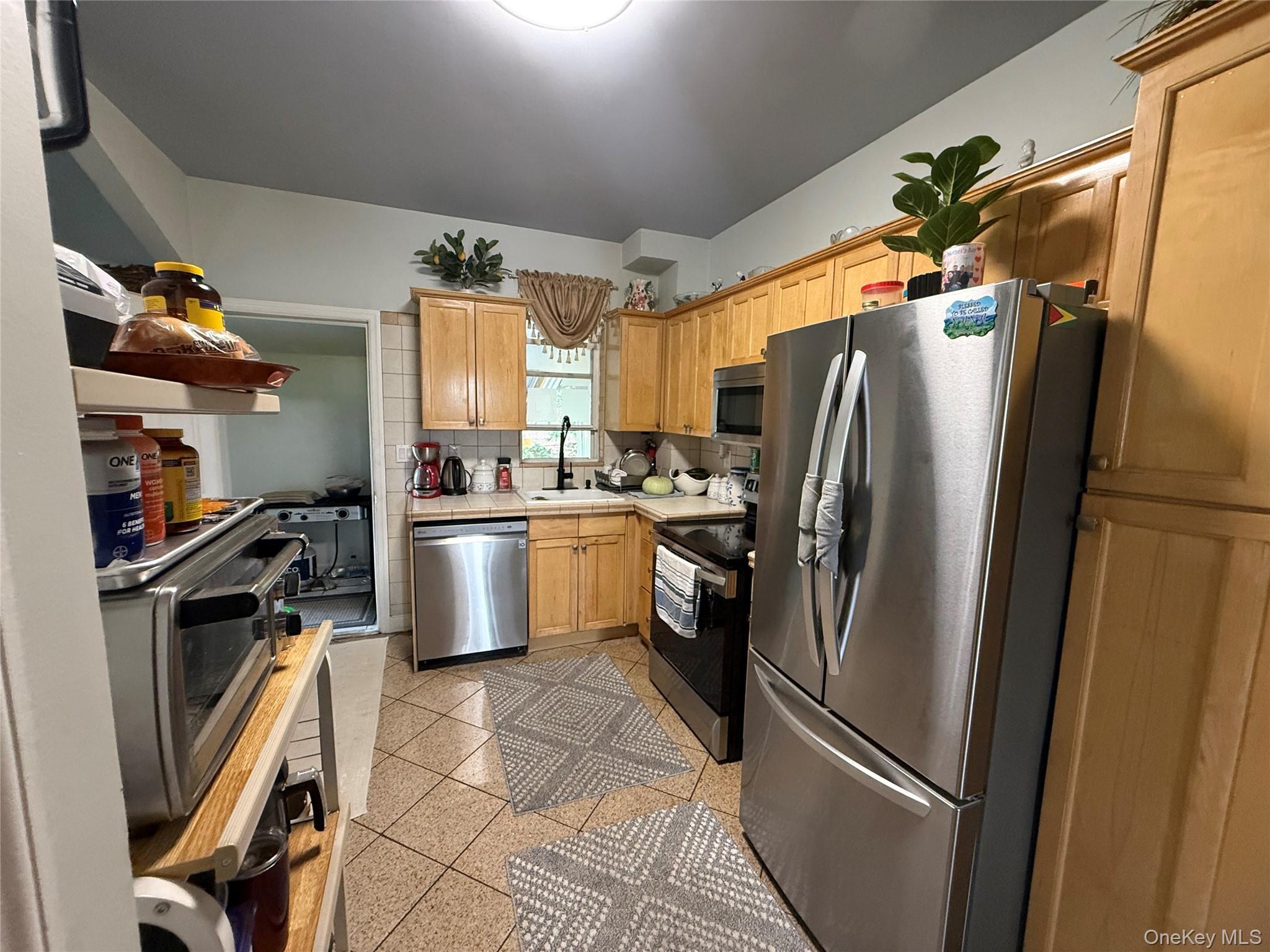 Single Family Cortlandt Street Westchester County, NY 10550, MLS-1041908-10