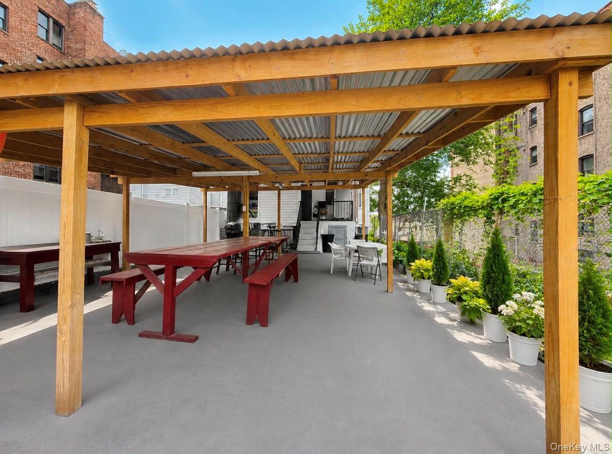 Single Family Cortlandt Street Westchester County, NY 10550, MLS-1041908-23