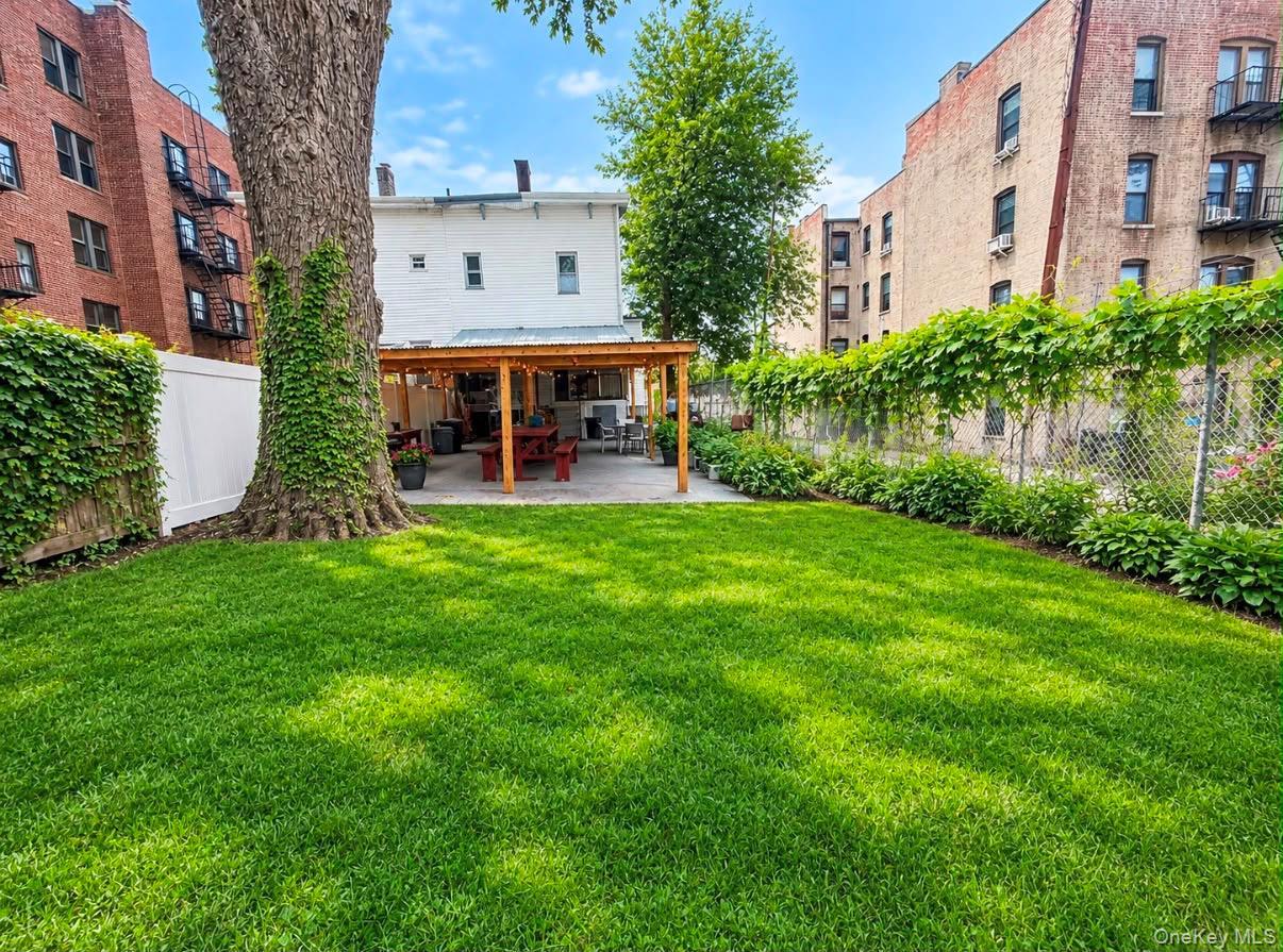 Single Family Cortlandt Street  Westchester County, NY 10550, MLS-1041908-24