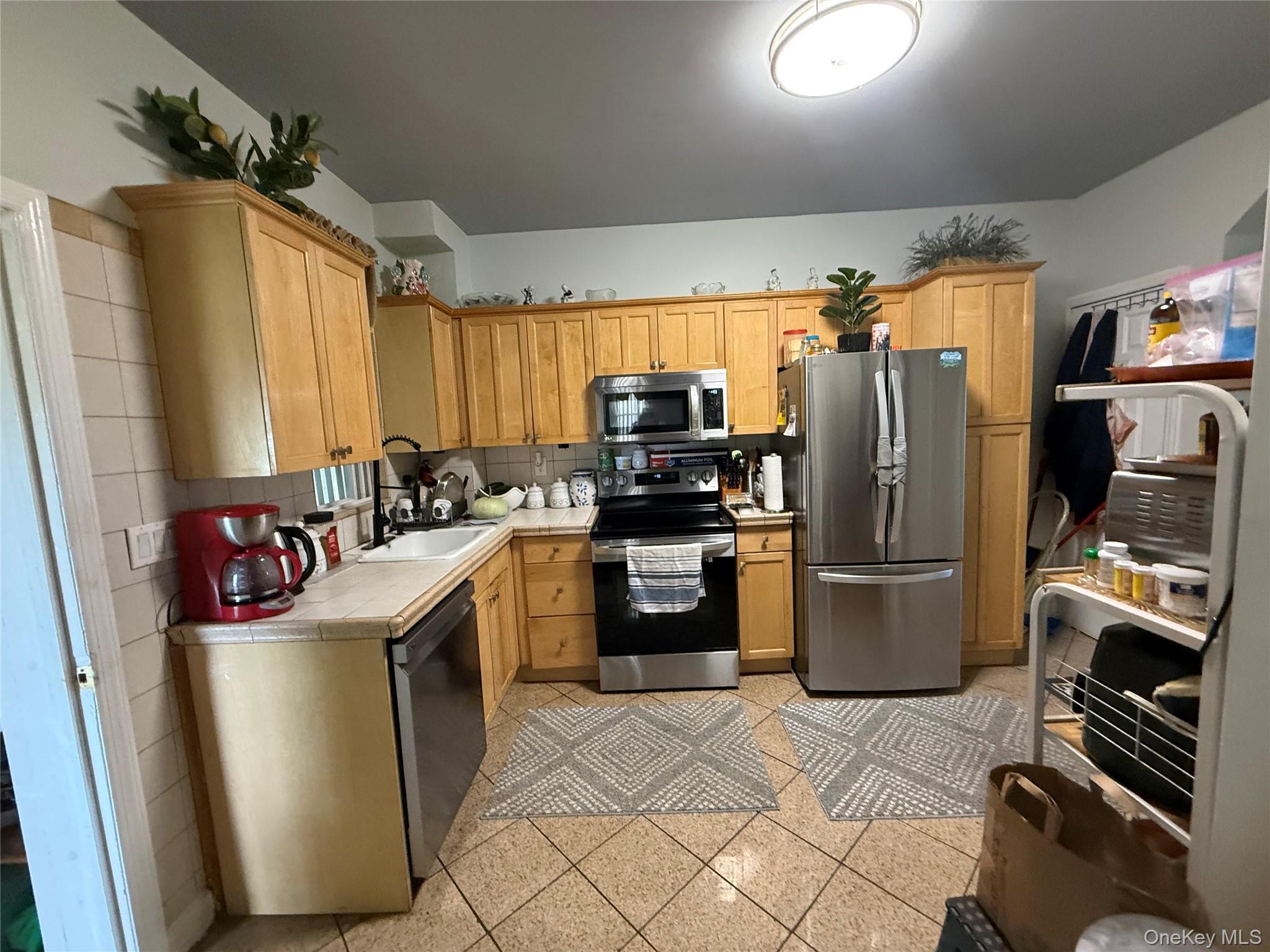 Single Family Cortlandt Street Westchester County, NY 10550, MLS-1041908-9